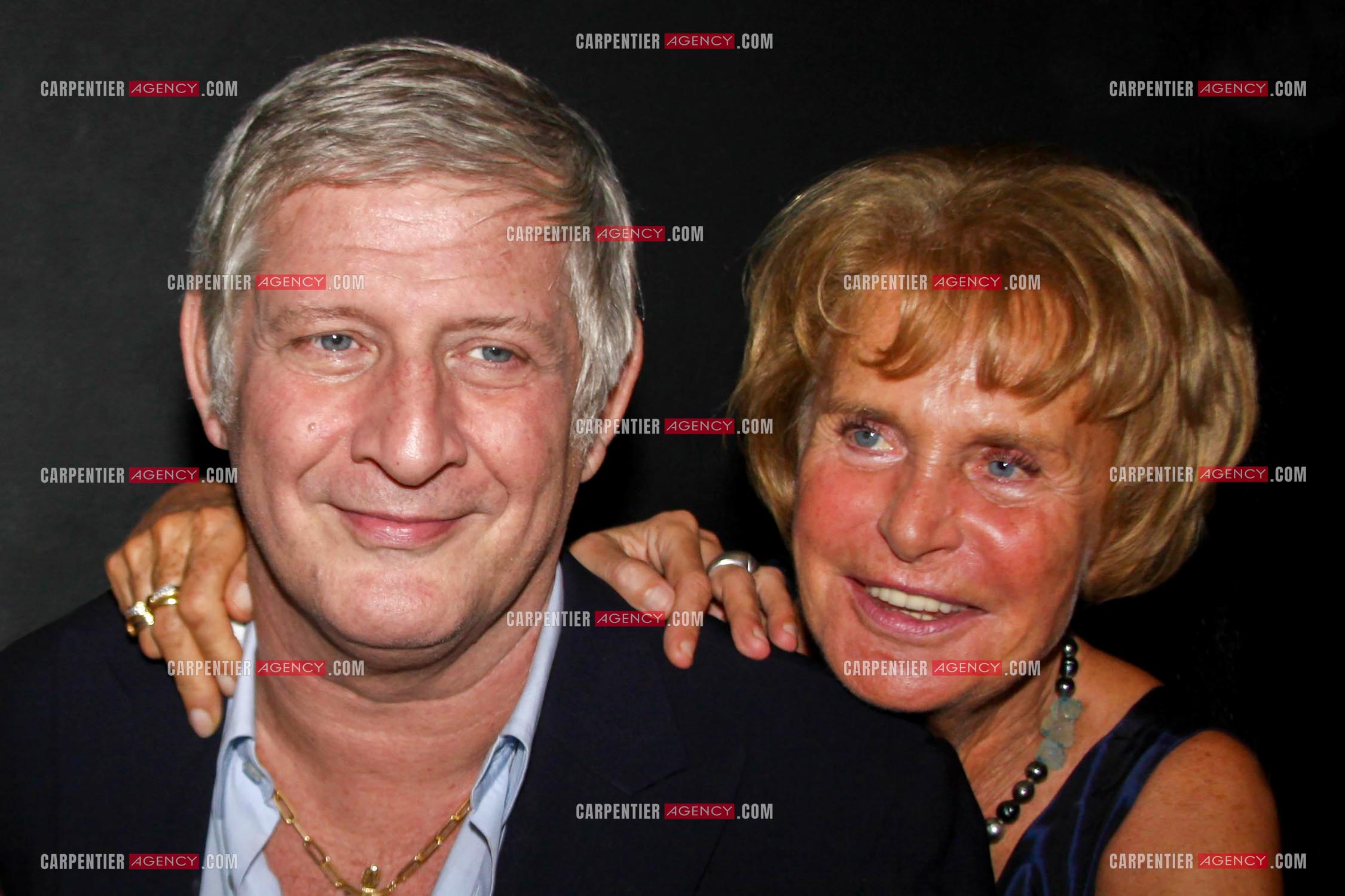 L'animateur Patrick Sébastien avec sa grande amie, sa maman de la nuit  Denise la reine des nuits parisiennes libertines du Club d'échangistes LE 41.                    ( Exclusif )