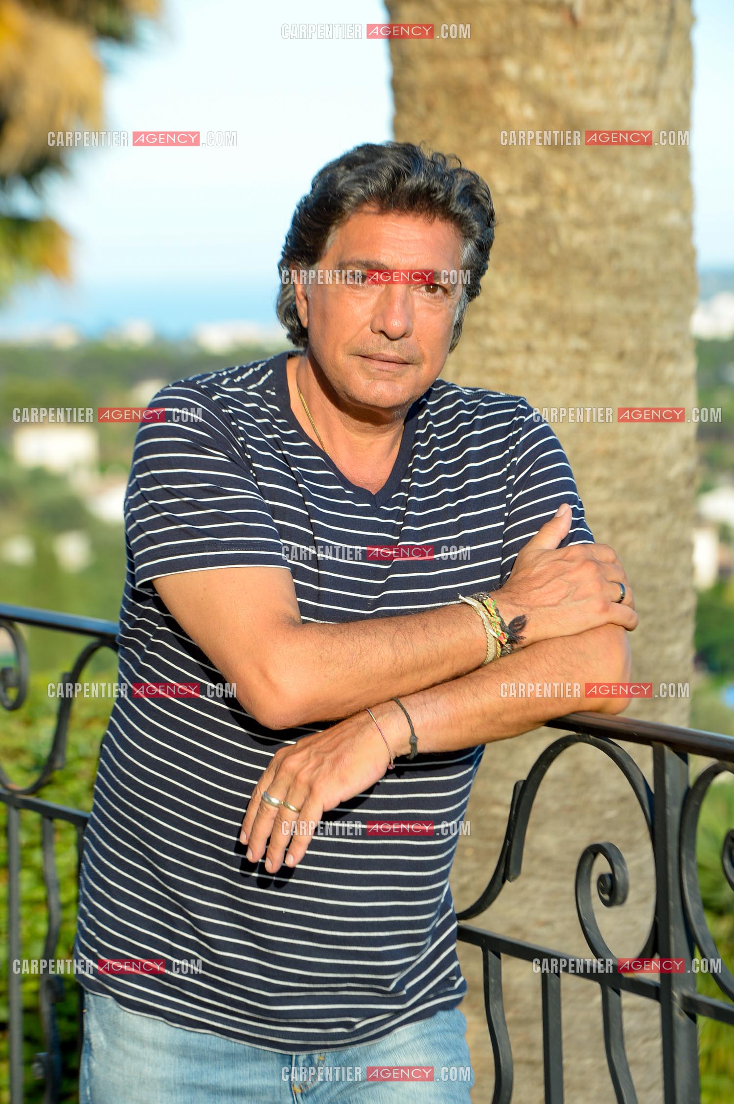Le chanteur Frédéric François lors de ses vacances dans sa résidence secondaire d'Antibes. ( Exclusif )