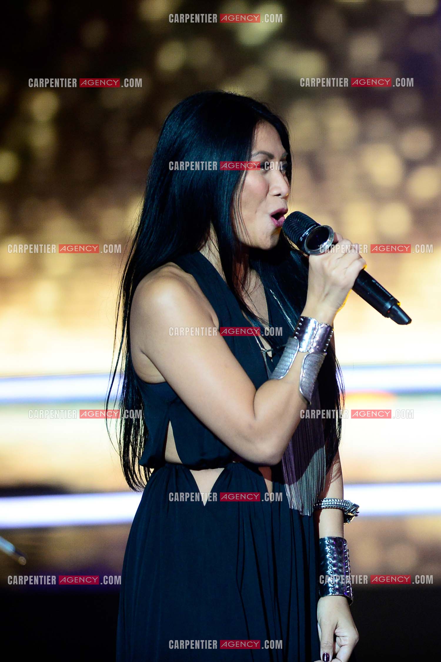 Saison 5 de l'émission The Voice en 2016. La chanteuse Angunn invitée de l'émission.     ( Exclusif )