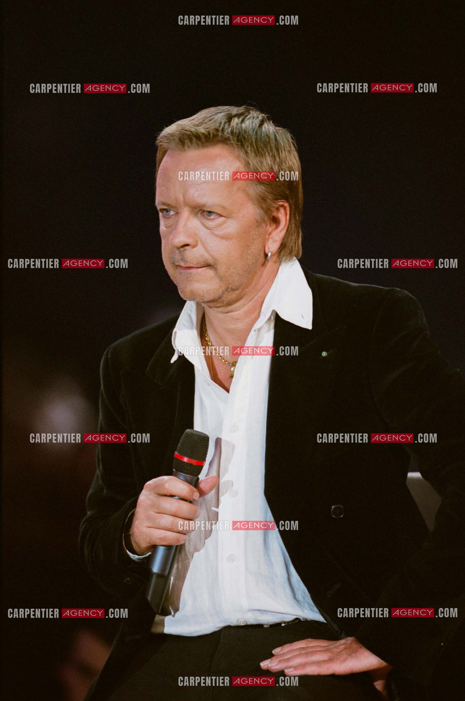 Le chanteur Renaud Séchan lors des Victoires de la musique au Zénith de Paris en 2005.