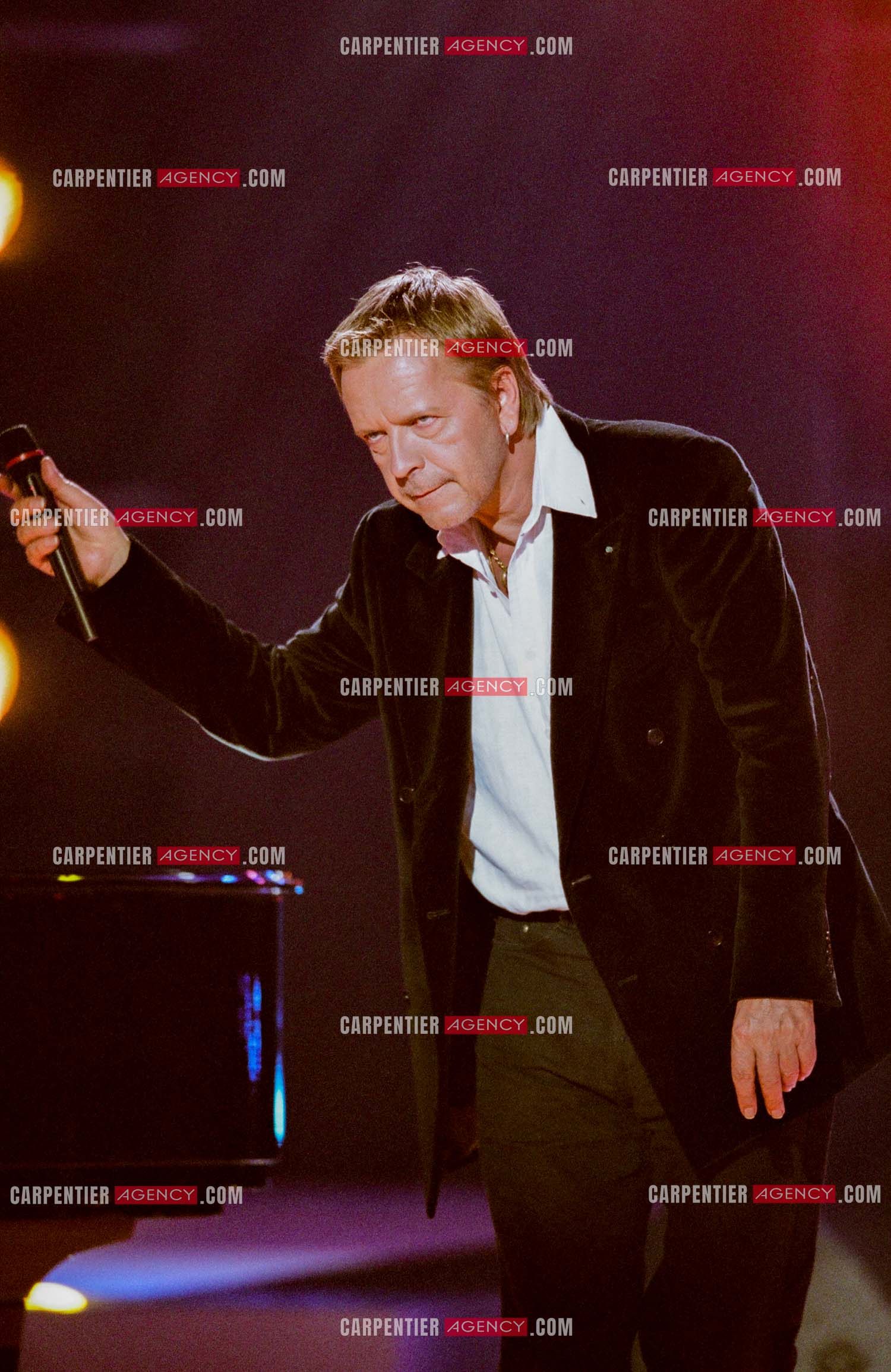 Le chanteur Renaud Séchan lors des Victoires de la musique au Zénith de Paris en 2005.