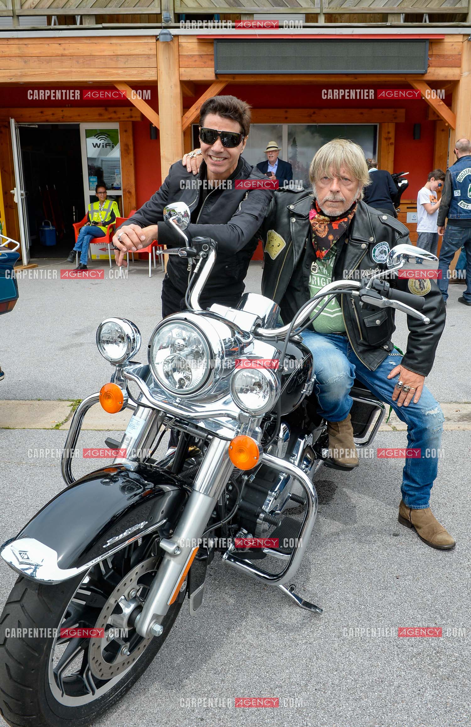 Le chanteur Renaud et son ami Jean-Luc Lahaye présent au festival Motordays à Gérardmer en 2016. (Exclusif )