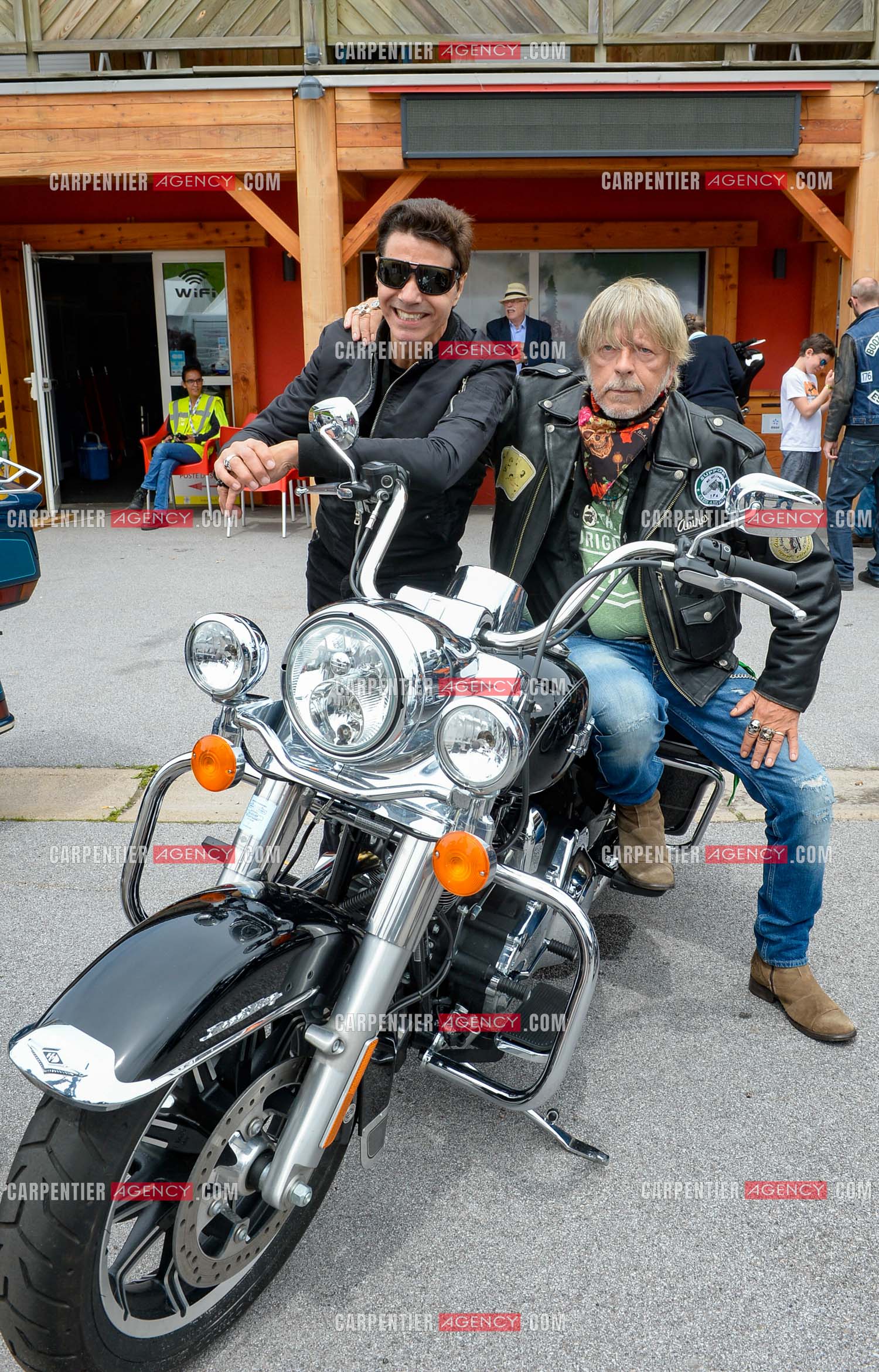 Le chanteur Renaud et son ami Jean-Luc Lahaye présent au festival Motordays à Gérardmer en 2016. (Exclusif )