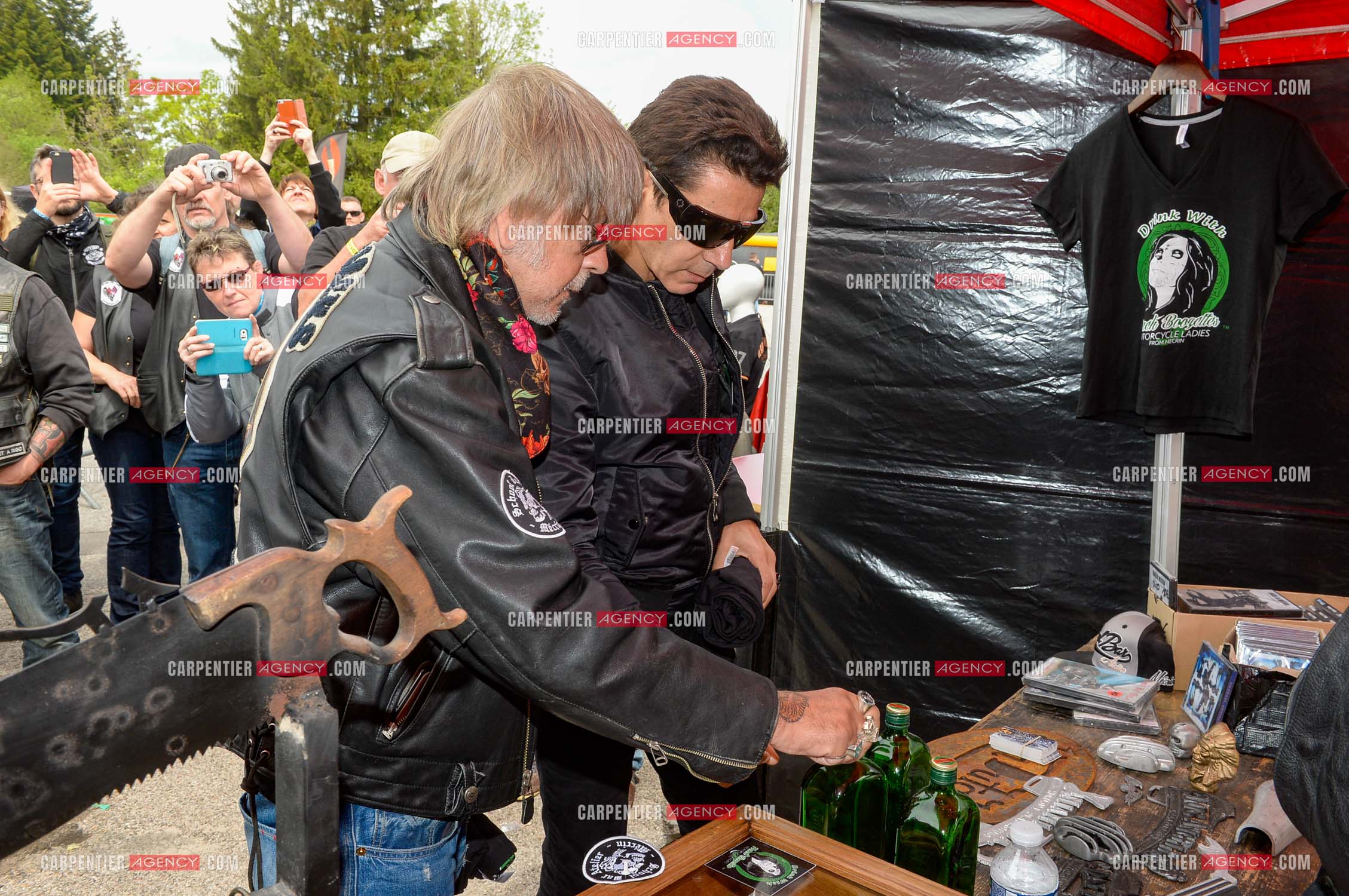 Le chanteur Renaud et son ami Jean-Luc Lahaye présent au festival Motordays à Gérardmer en 2016. (Exclusif )