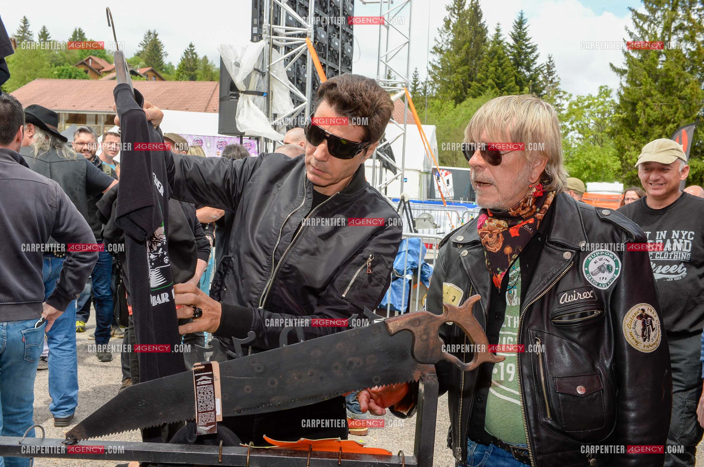 Le chanteur Renaud et son ami Jean-Luc Lahaye présent au festival Motordays à Gérardmer en 2016. (Exclusif )