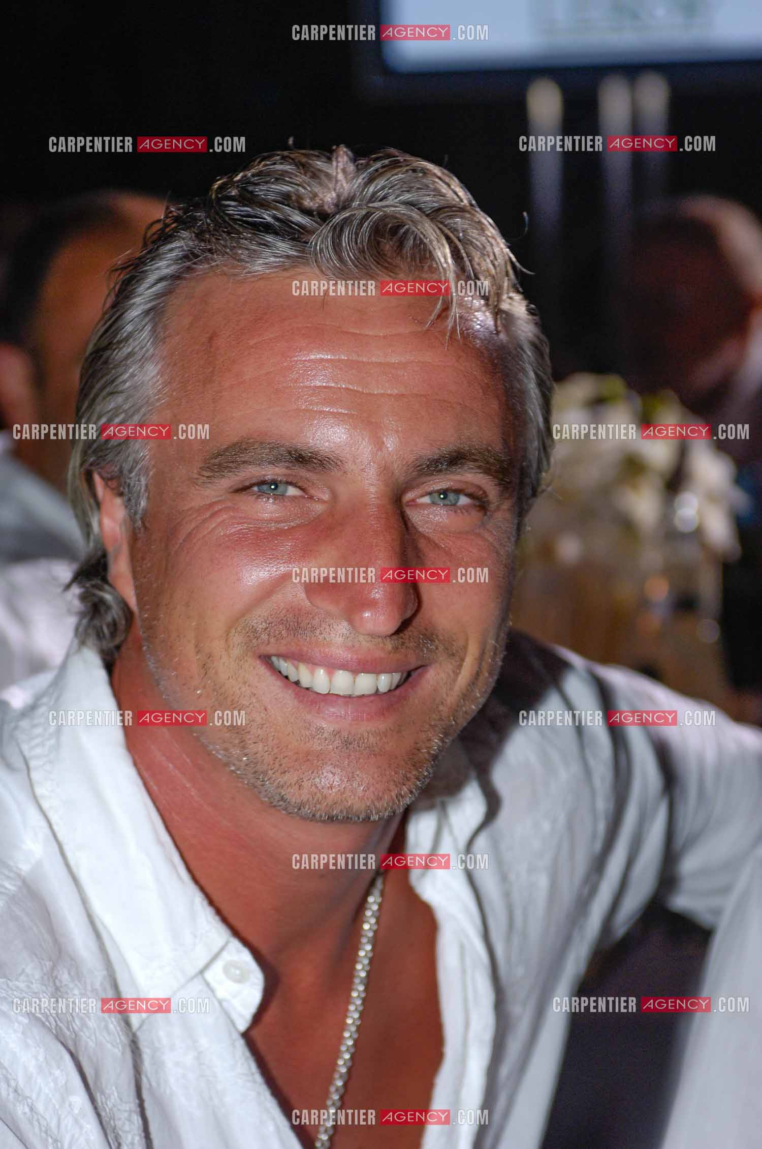 David Ginola footballeur international lors de la soirée Blanche en 2006.   ( Exclusif )