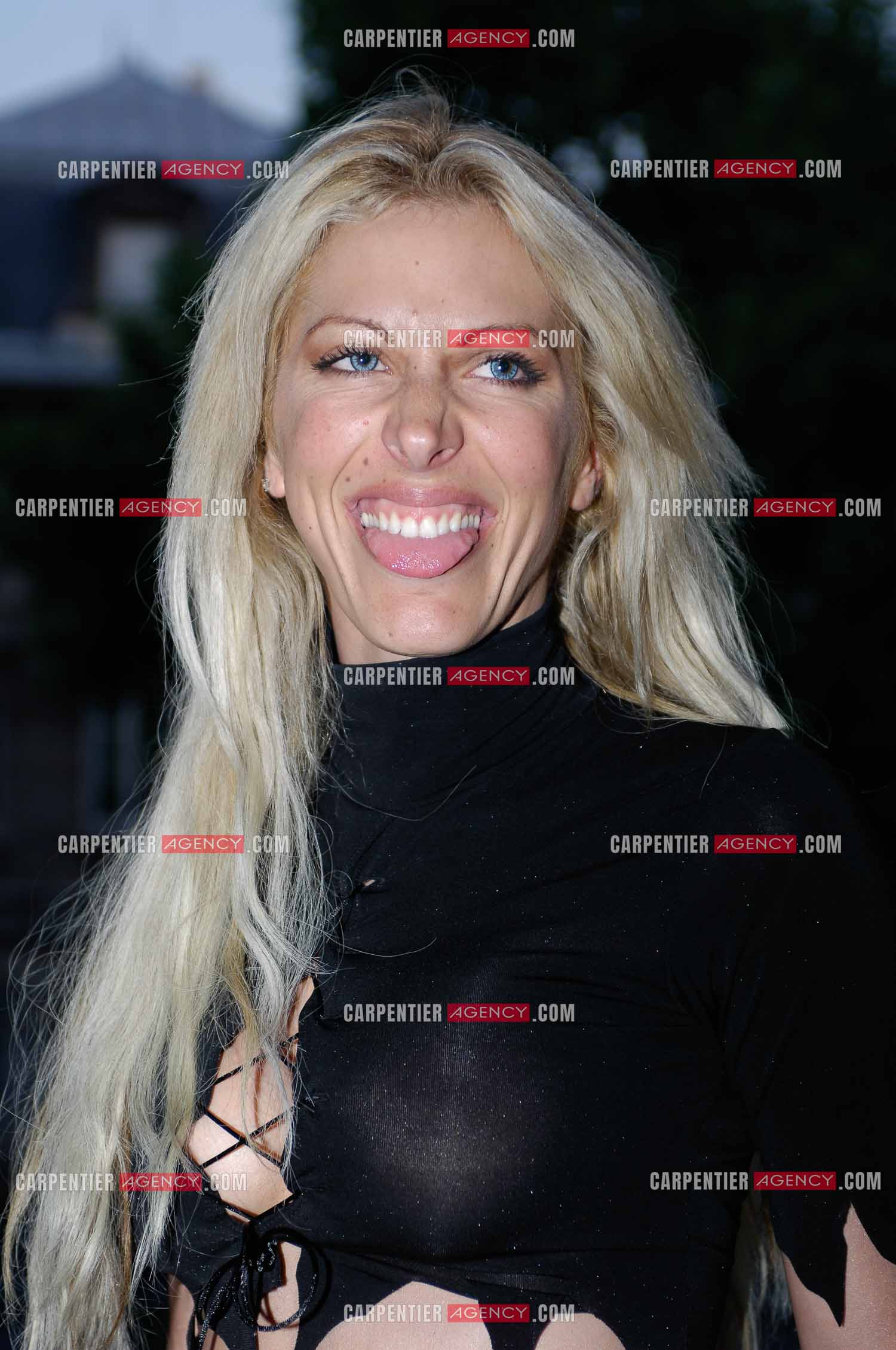 Loana Petrucciani dit Loana en soirée à Paris. ( Eclusif )