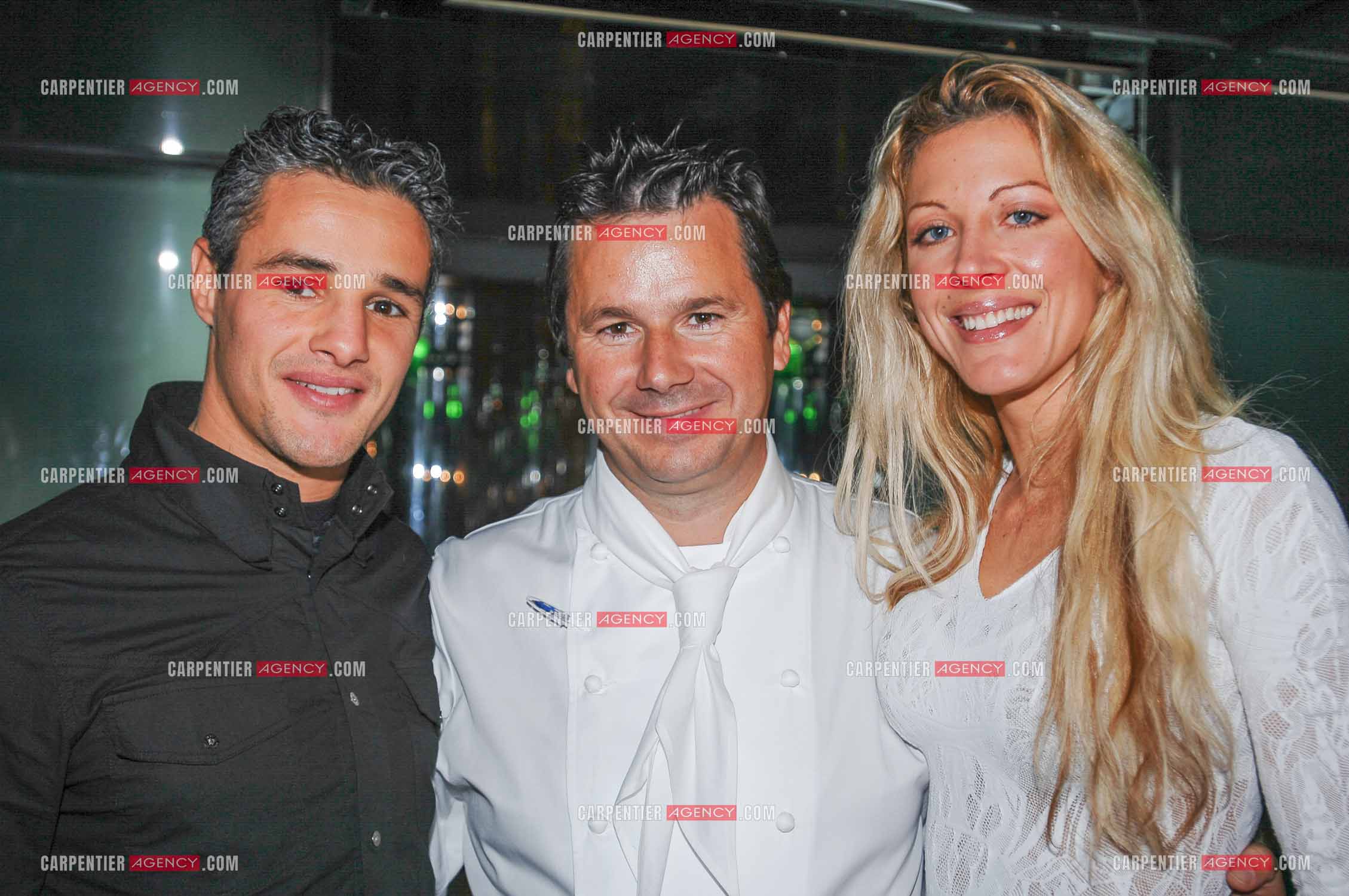 Christophe Leroy entouré du boxeur Farid Khider et de Loana Petrucciani dit Loana.    ( Exclusif )