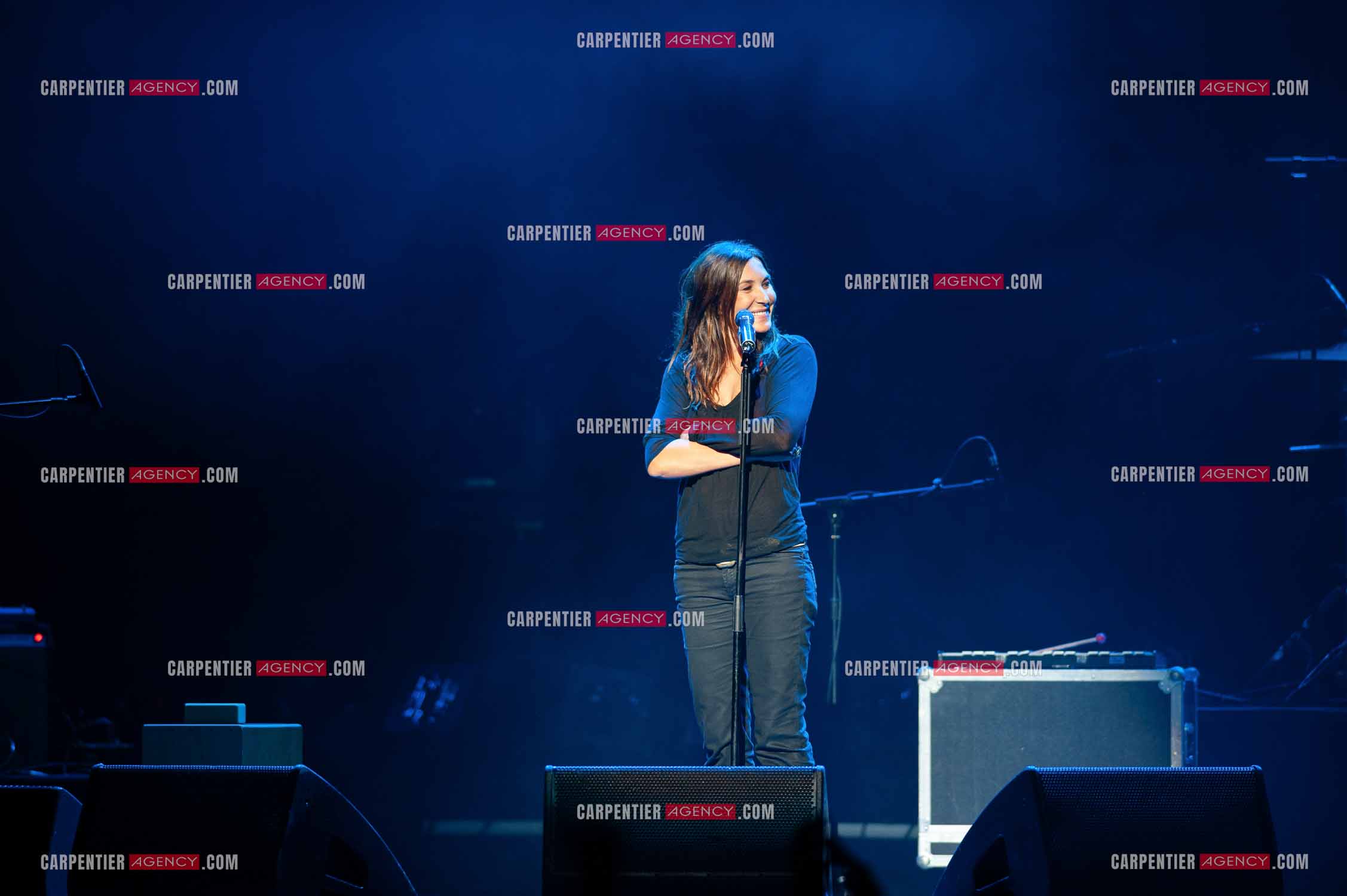 La chanteuse Isabelle Marie Anne de Truchis de Varennes dite Zazie en concert au Zénith de Paris “ CONCERT POUR LA PLANETE “le 03 Sept 2008.   ( Exclusif )