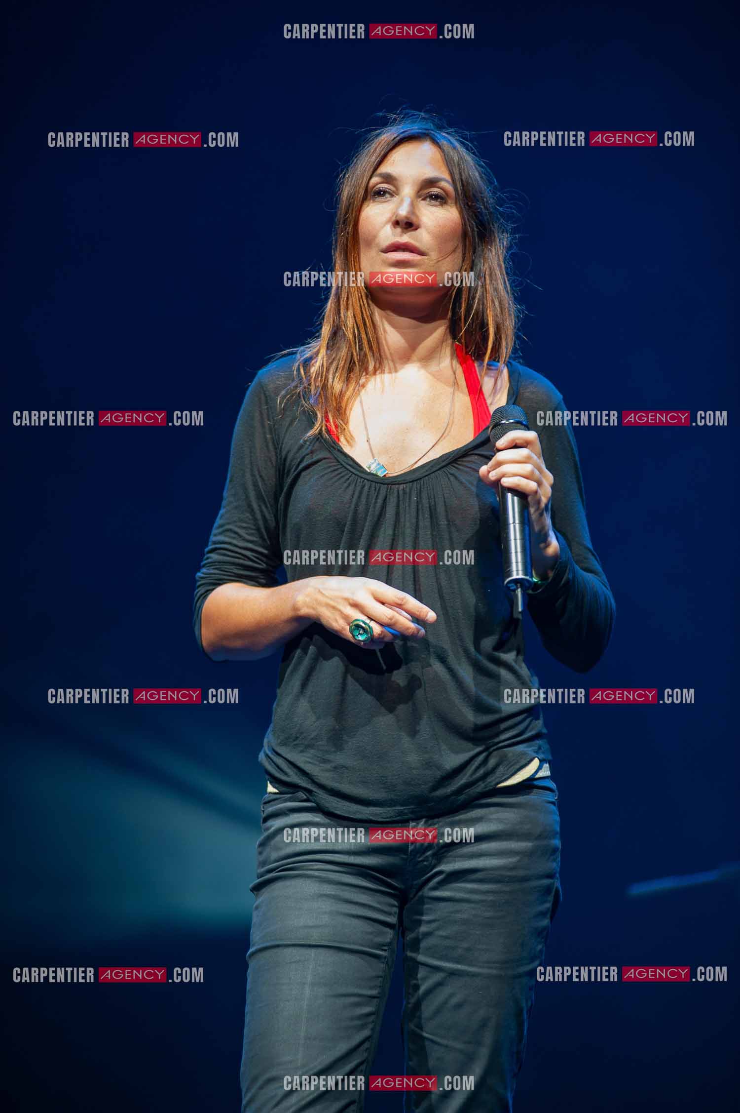 La chanteuse Isabelle Marie Anne de Truchis de Varennes dite Zazie en concert au Zénith de Paris “ CONCERT POUR LA PLANETE “le 03 Sept 2008.   ( Exclusif )