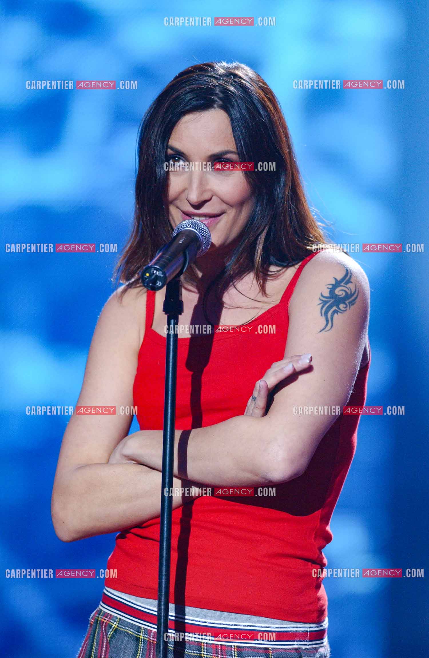 La chanteuse Isabelle Marie Anne de Truchis de Varennes dite Zazie en concert pour les 20 ans du Zénith de Paris le 14 Janvier 2005.                   ( Exclusif )
