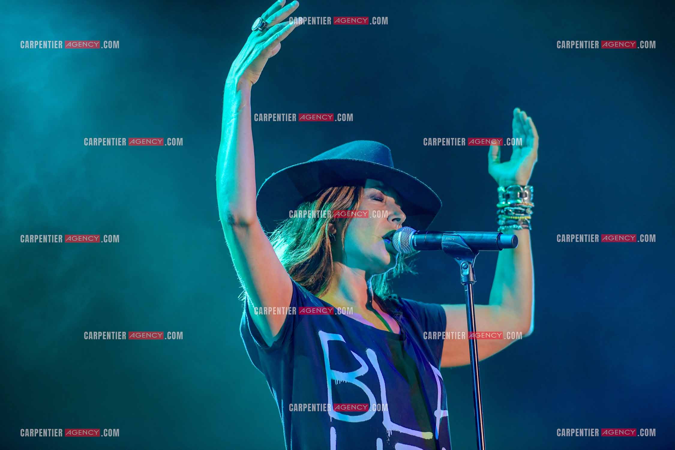 La chanteuse Zazie lors de sa tournée “ ZAZIE L'ESSENCIEL “ le 26 Juillet 2019. ( Exclusif )
