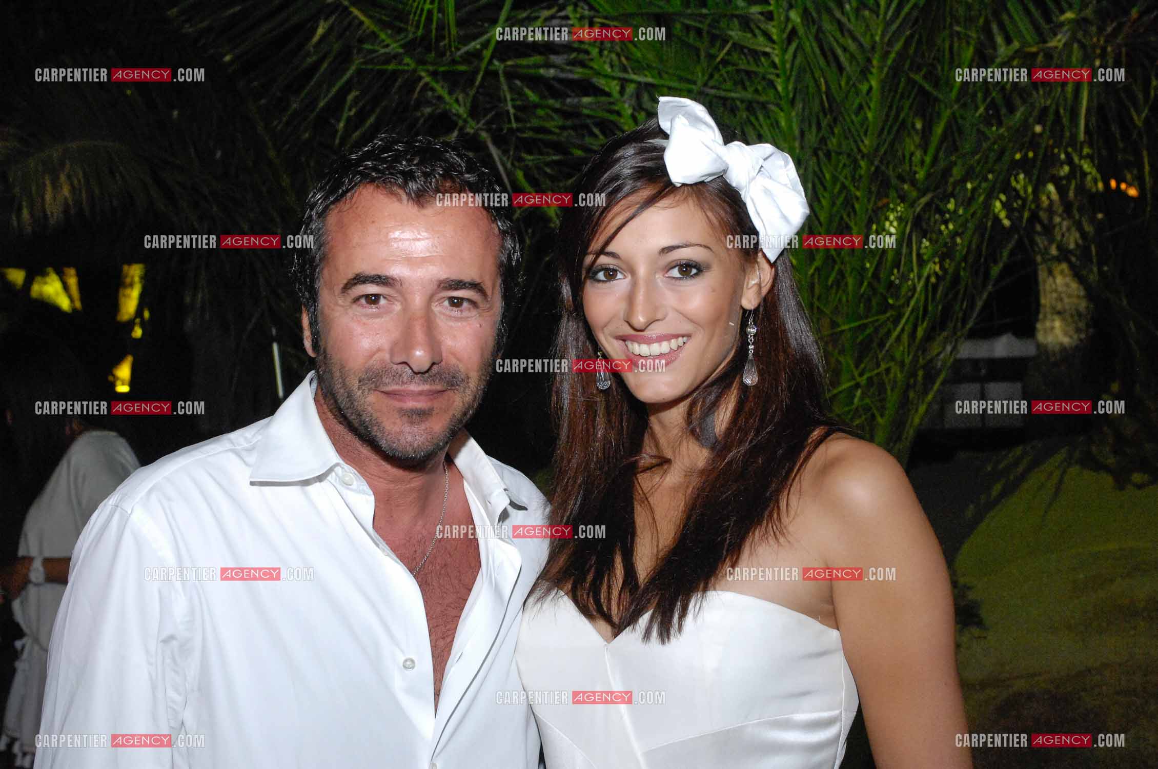 Miss France 2007 Rachel Legrain-Trapani lors de la soirée Blanche en 2007. Ici, avec l'animateur Bernard Montiel.   ( Exclusif )