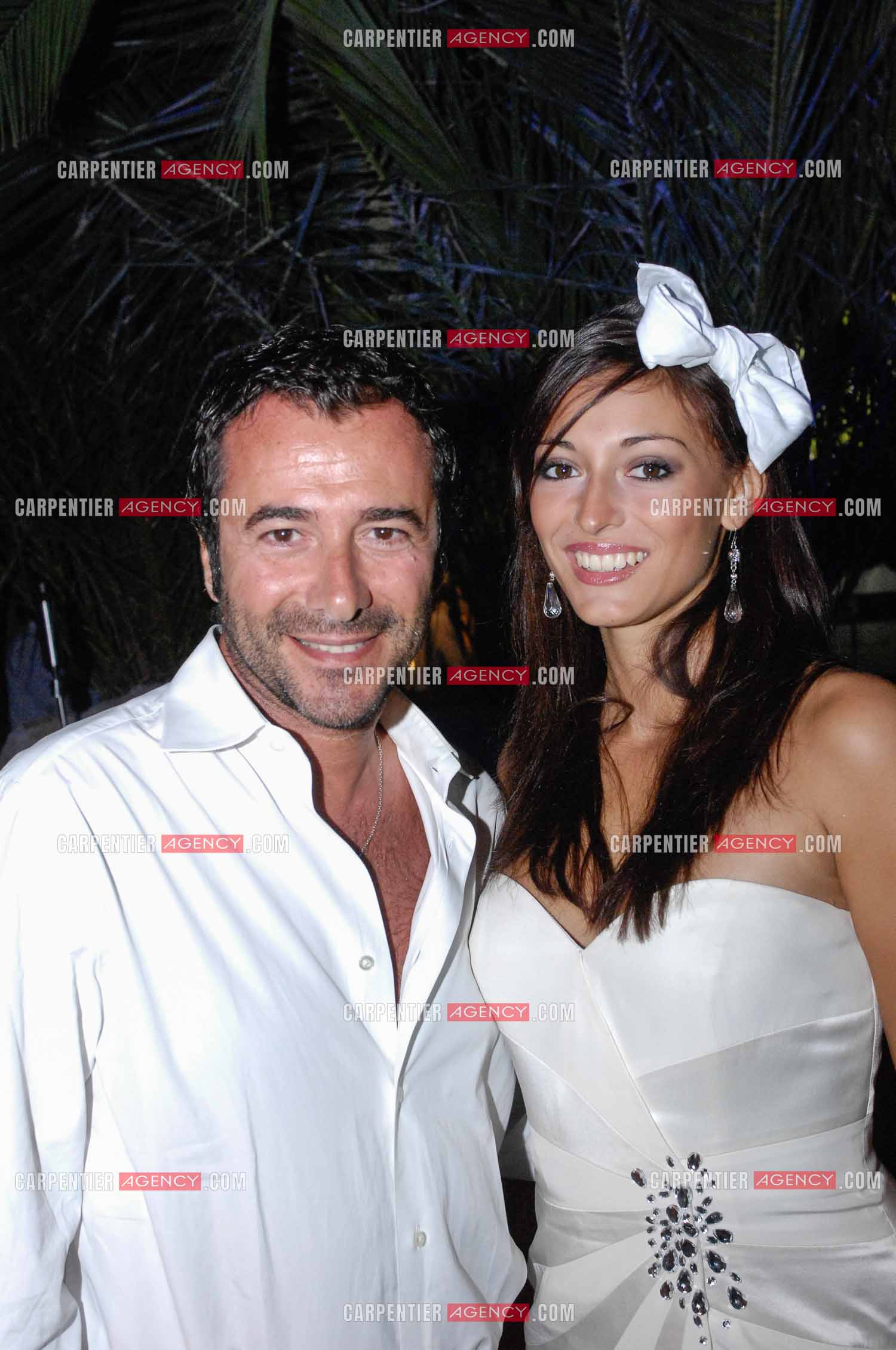 Miss France 2007 Rachel Legrain-Trapani lors de la soirée Blanche en 2007. Ici, avec l'animateur Bernard Montiel.   ( Exclusif )