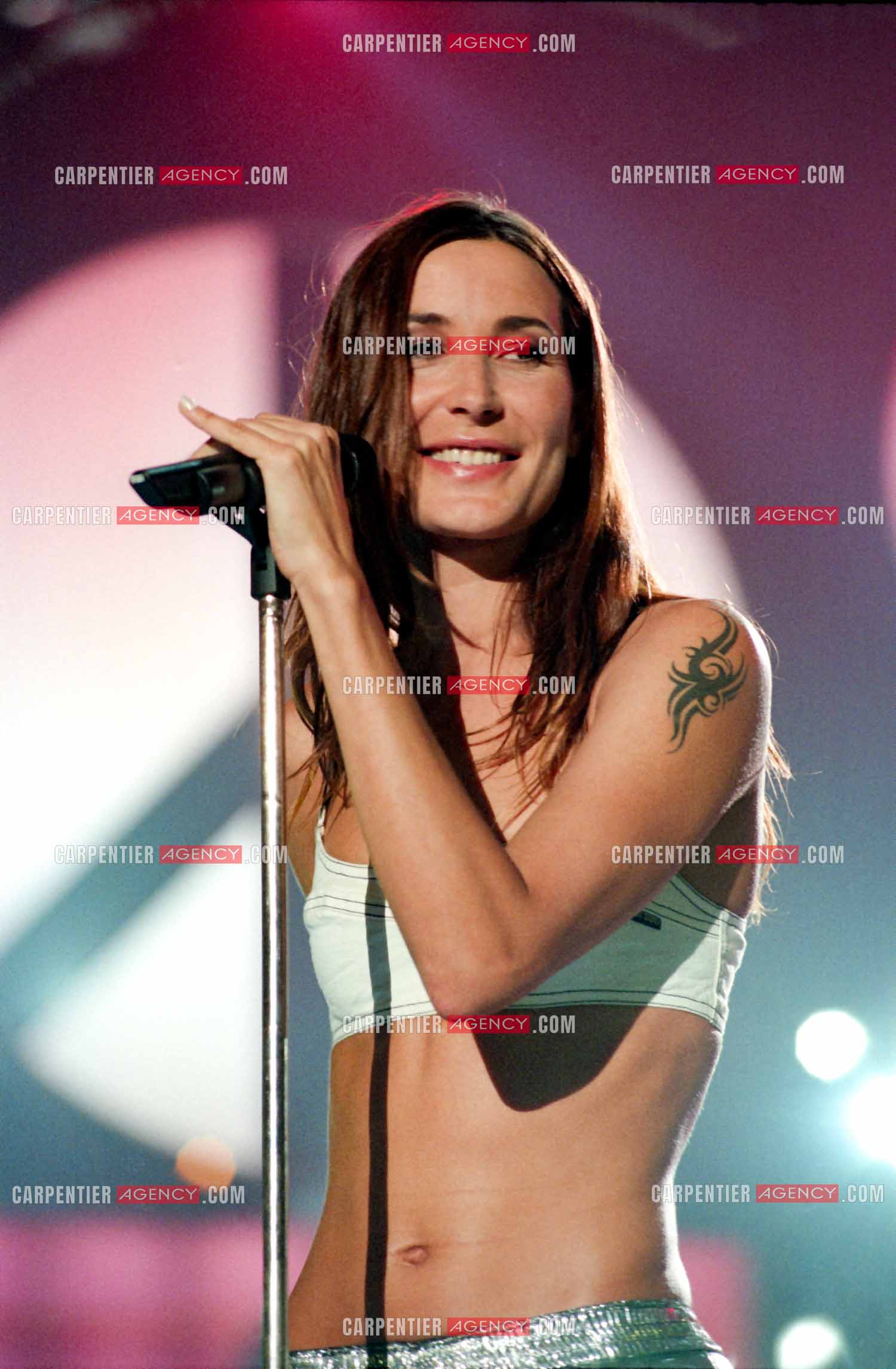 Enregistrement de l'émission "La Fureur de Bercy" pour TF1 le 20 juin 1998. La chanteuse Zazie.