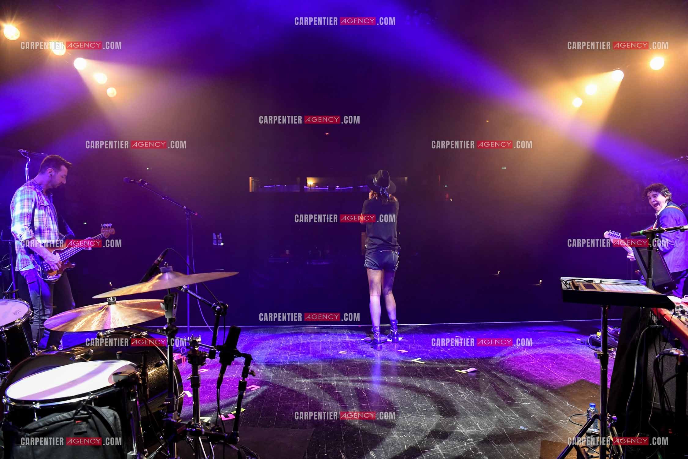 Concert au TRIANON “ POP-ROCK LIVE “ organisé par RTL2 le 05 Octobre 2018 à Paris. La chanteuse Zazie lors des répétitions.                                   ( Exclusif )                                Collection complète sur le site www.carpentieragency.com