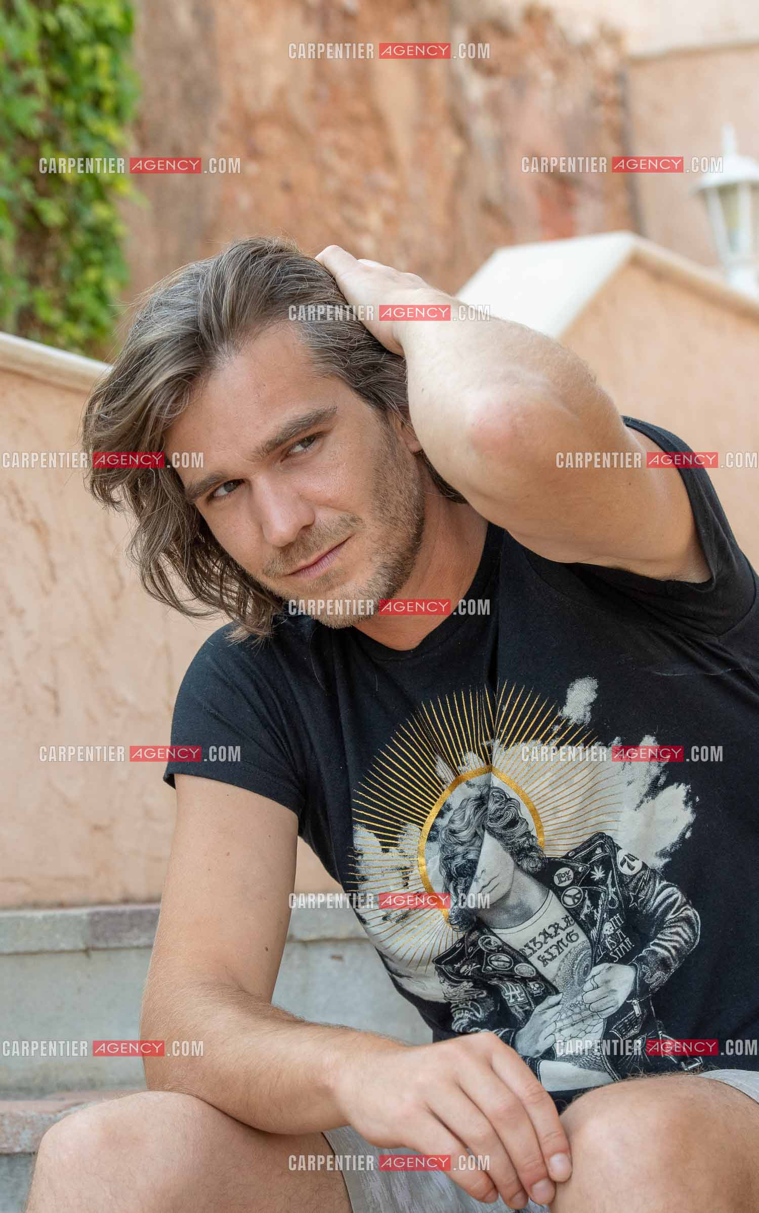 Portrait du ténor Amaury Vassili lors de ses vacances d'été a Toulon dans le Var.  ( Exclusif )