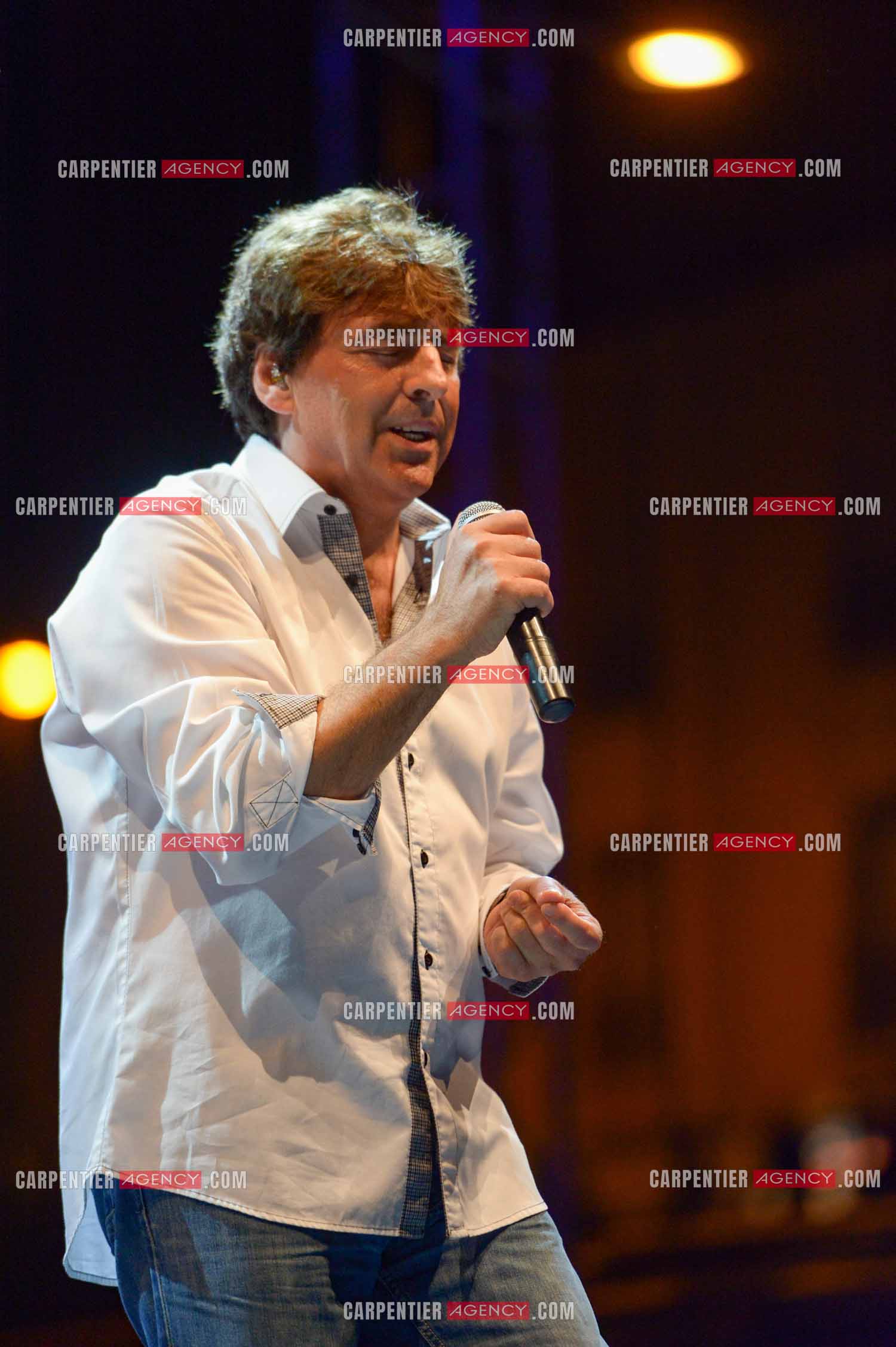 Le chanteur Claude Barzotti lors d'un concert a Bandol en 2013.         ( Exclusif )