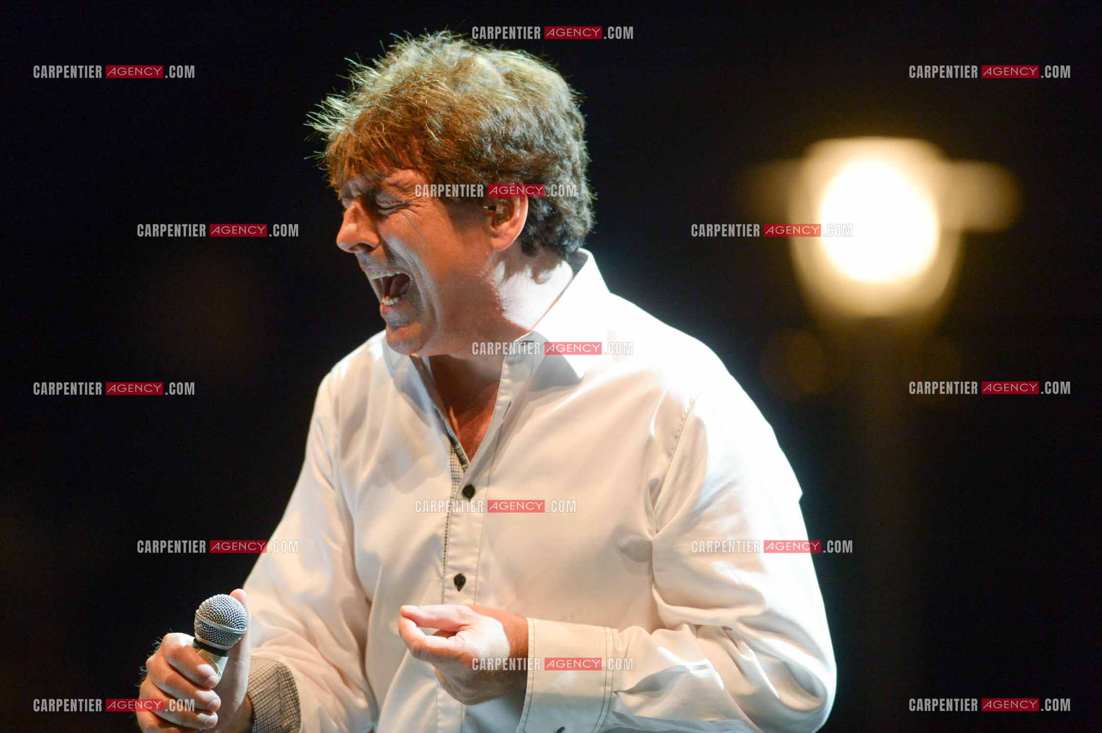 Le chanteur Claude Barzotti lors d'un concert a Bandol en 2013.         ( Exclusif )