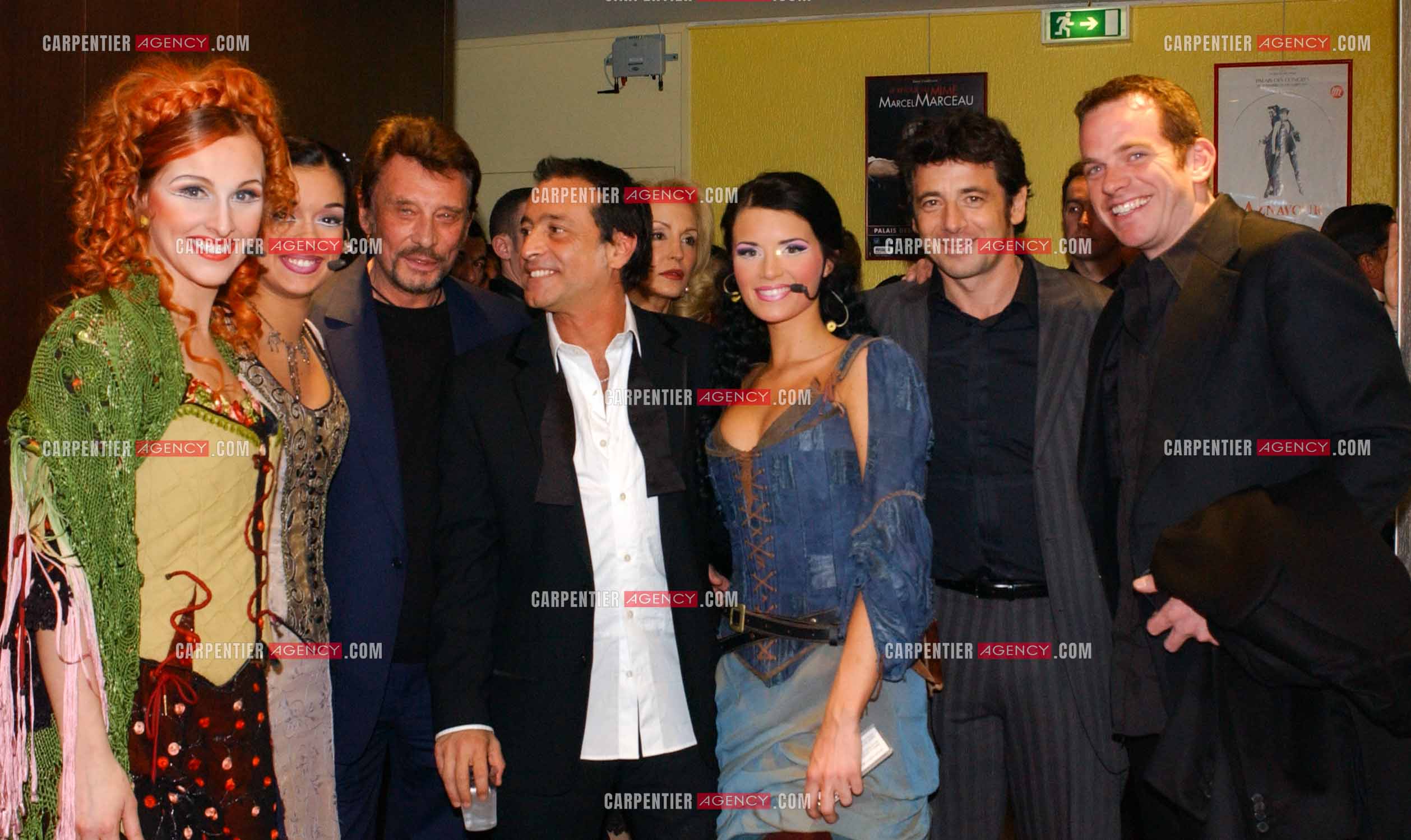 Générale de la comédie musicale “ DON JUAN “ au Palais des Congrès de Paris le 02 Mars 2005. Johnny Hallyday, Félix Gray, Patrick Bruel et Garou entourés des artistes de la comédie musicale.     ( Exclusif )
