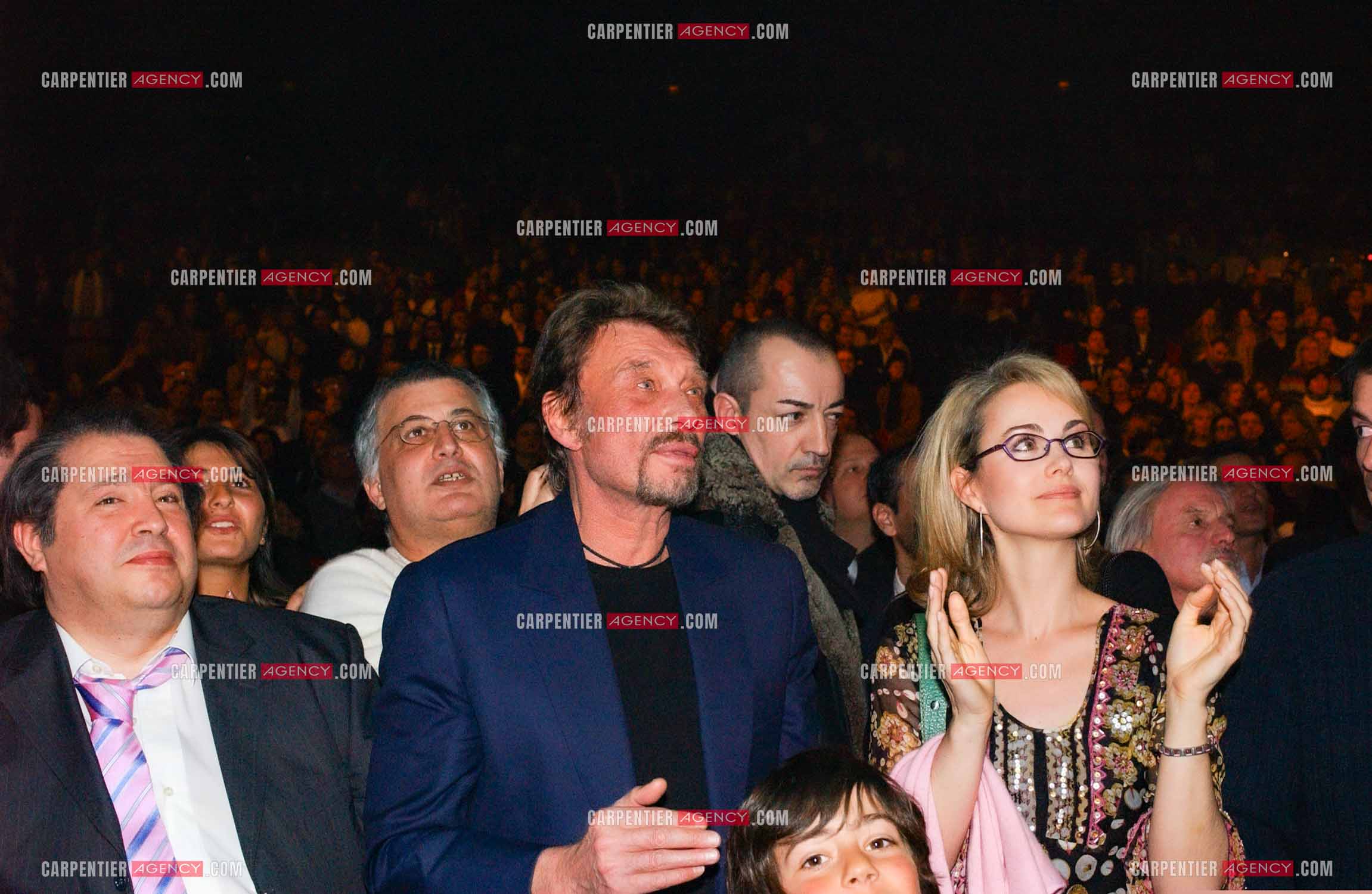 Générale de la comédie musicale “ DON JUAN “ au Palais des Congrès de Paris le 02 Mars 2005. Johnny Hallyday et sa femme Laeticia.( Exclusif )