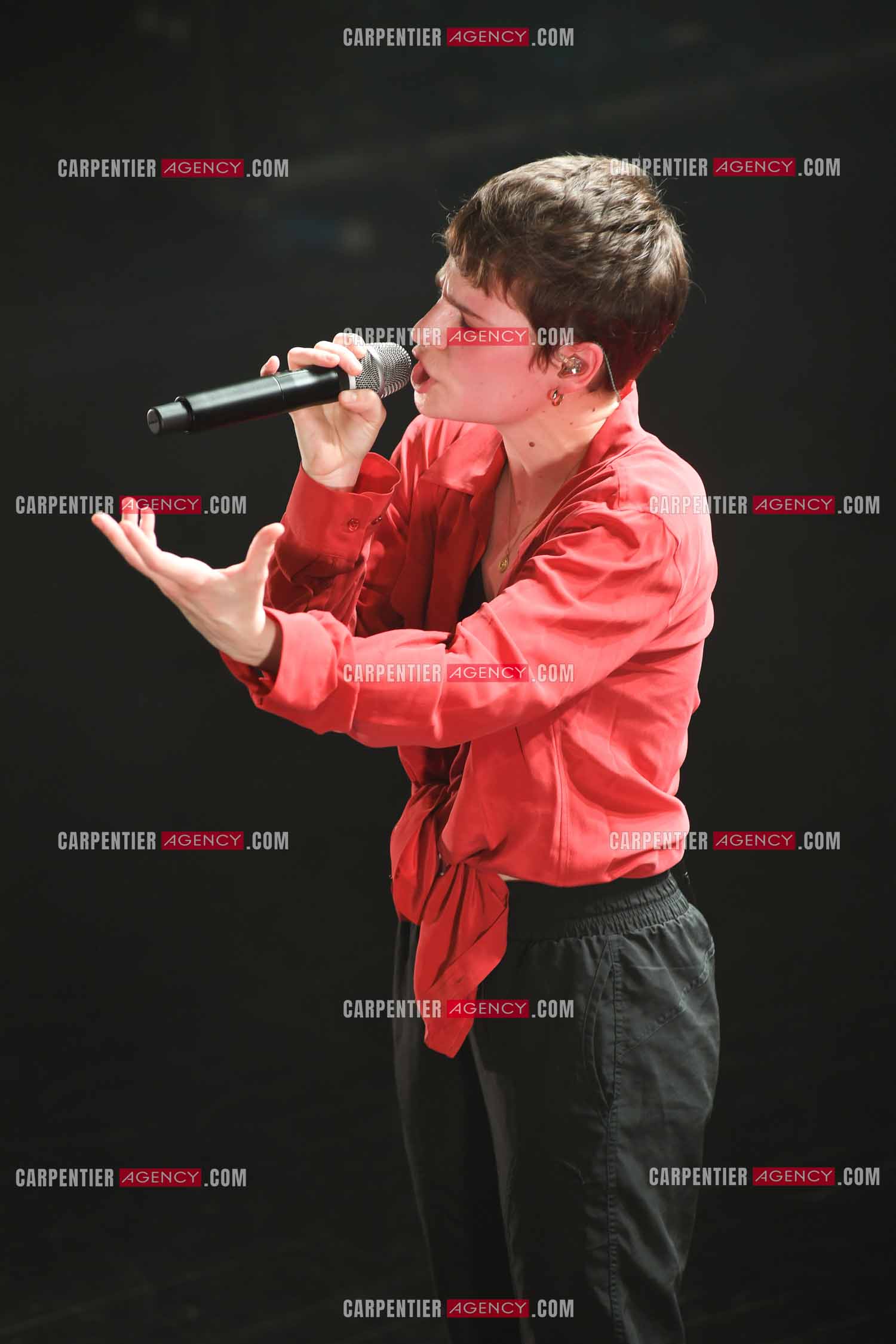 Concert au TRIANON “ POP-ROCK LIVE “ organisé par RTL2 le 05 Octobre 2018 à Paris. La chanteuse Christine and the Queens.   ( Exclusif )