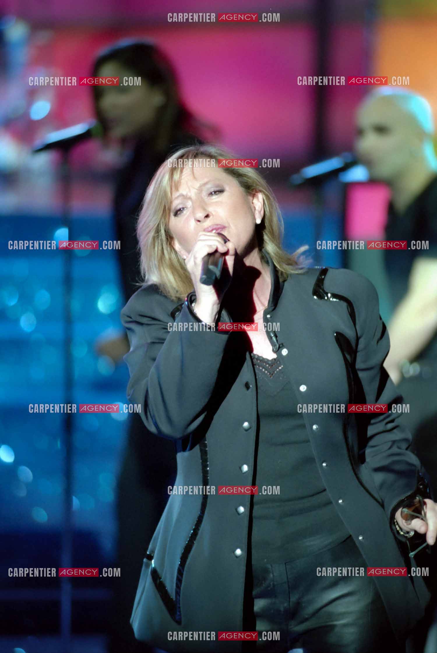 La chanteuse Véronique Sanson invitée de l'émission “Studio Gabriel“ en 1994.  ( Exclusif )