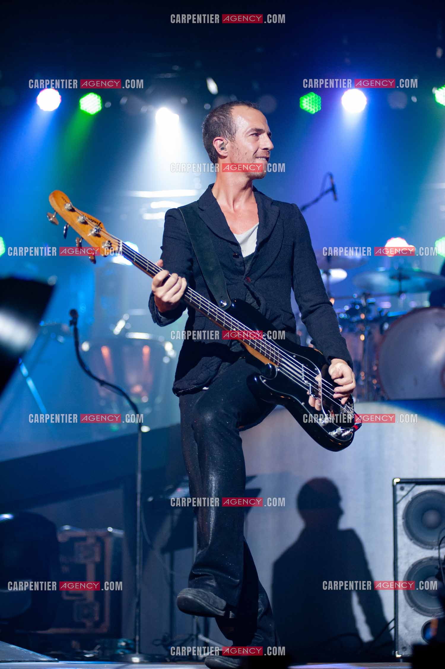 Le chanteur Calogero Maurici, dit Calogero en concert au Zénith de Paris le 20 Octobre 2009.