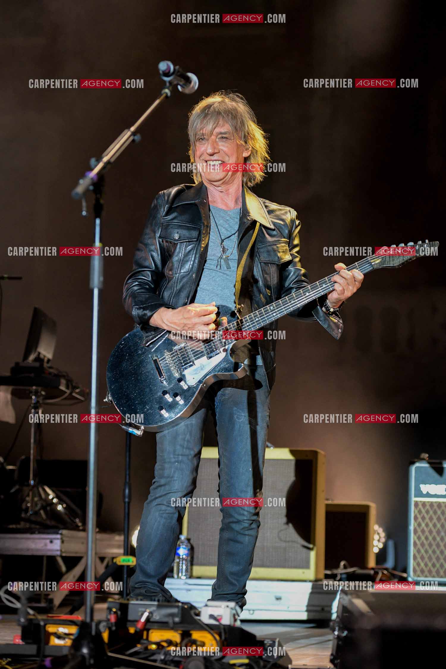 Le chanteur Jean-Louis Aubert  en concert pour le festival du château de Solliès-Pont en 2021.   ( Exclusif )