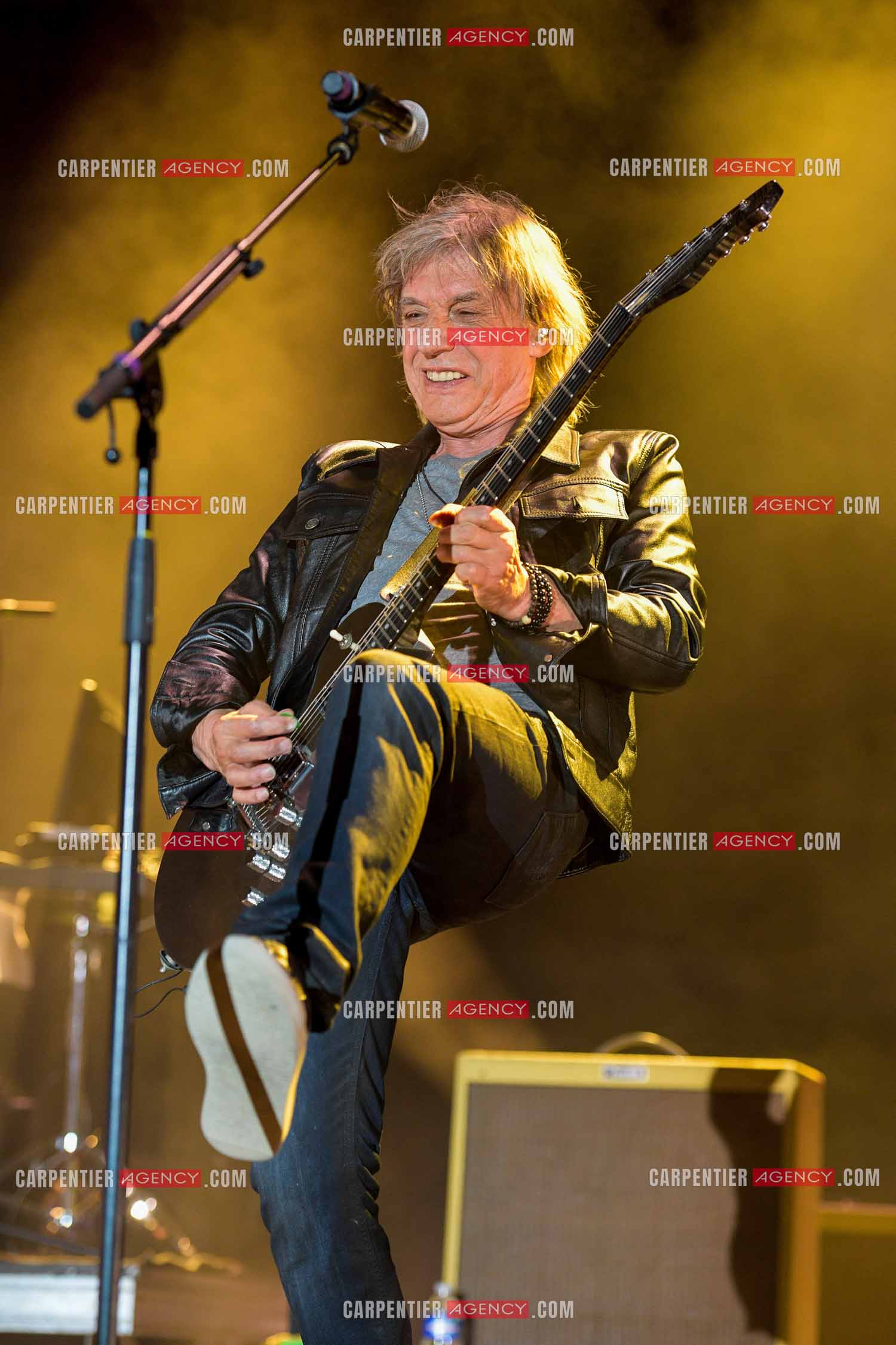 Le chanteur Jean-Louis Aubert  en concert pour le festival du château de Solliès-Pont en 2021.   ( Exclusif )