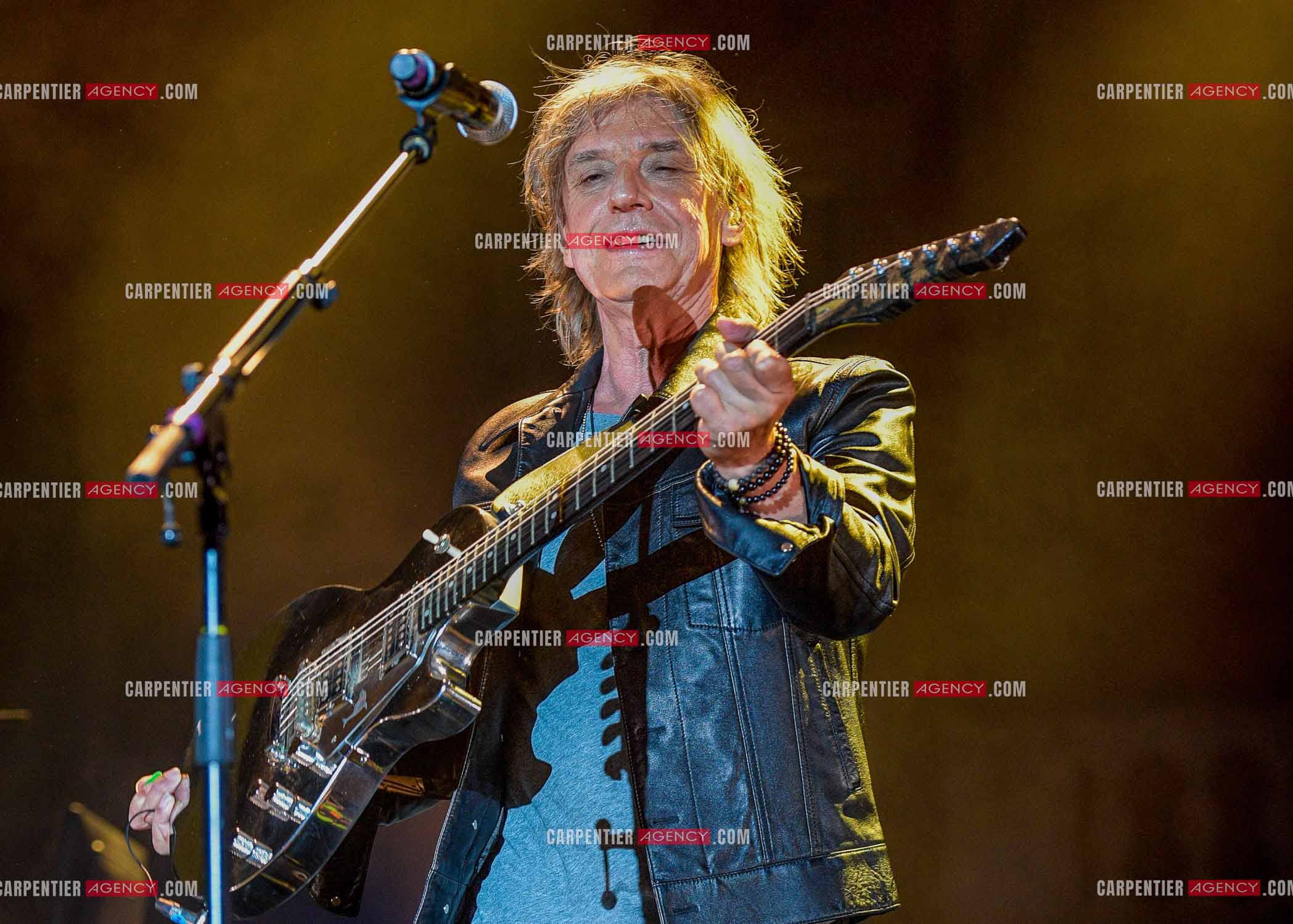 Le chanteur Jean-Louis Aubert  en concert pour le festival du château de Solliès-Pont en 2021.   ( Exclusif )