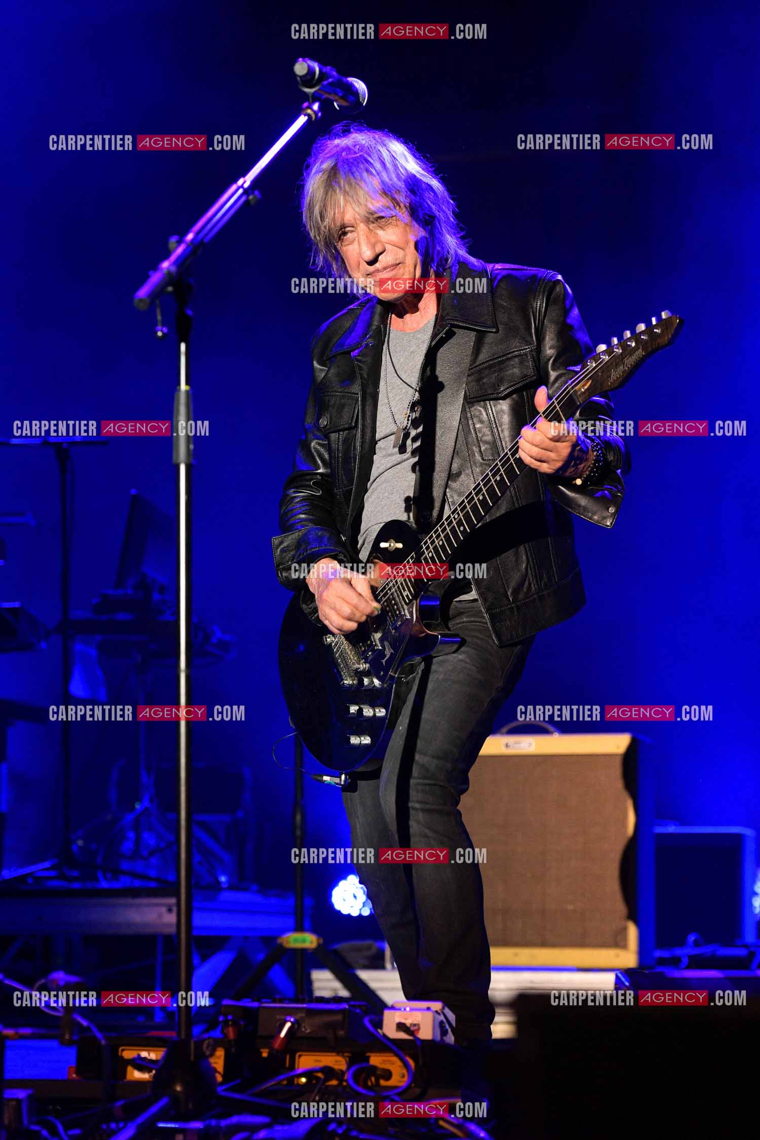 Le chanteur Jean-Louis Aubert  en concert pour le festival du château de Solliès-Pont en 2021.   ( Exclusif )