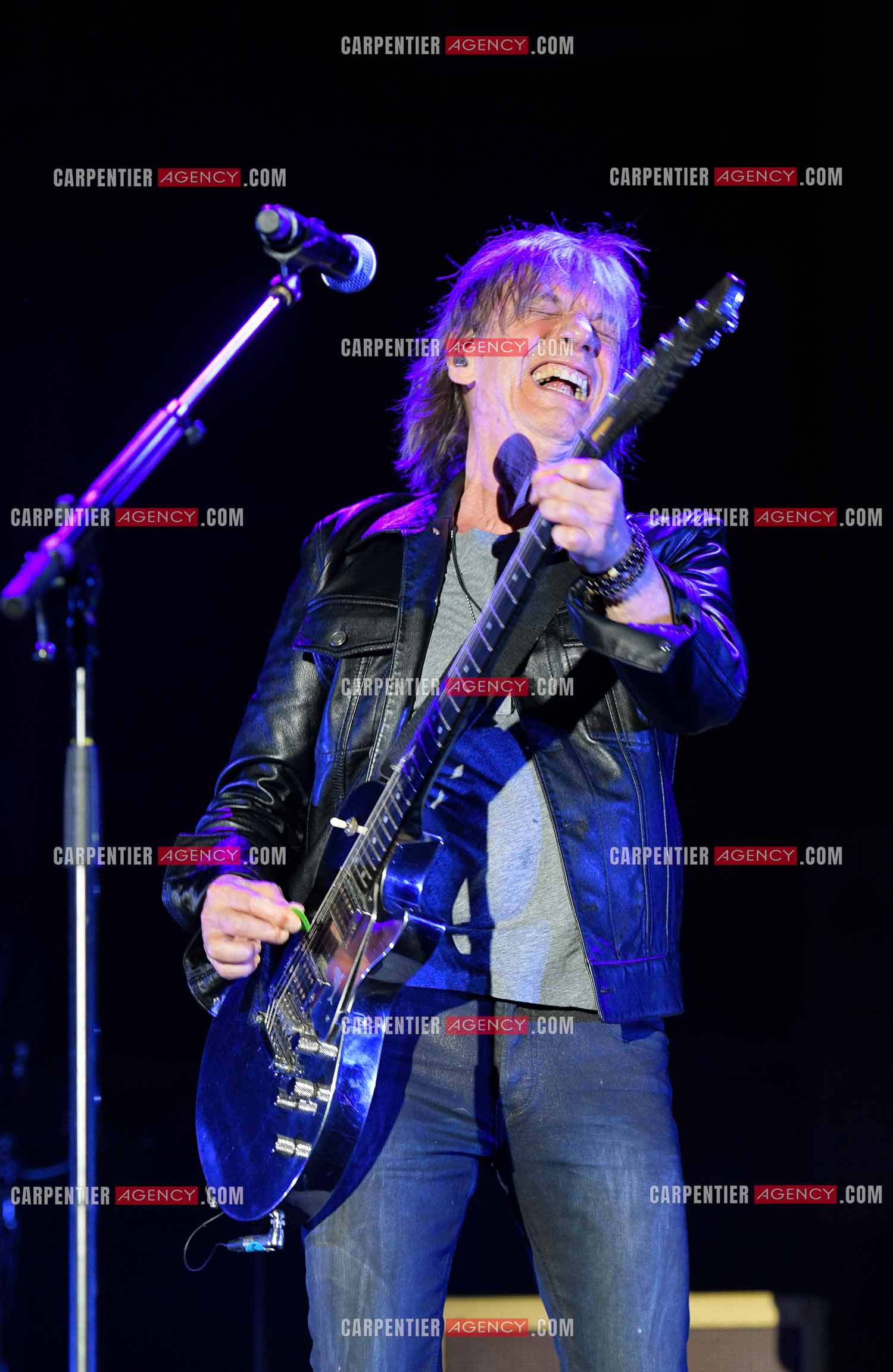 Le chanteur Jean-Louis Aubert  en concert pour le festival du château de Solliès-Pont en 2021.   ( Exclusif )