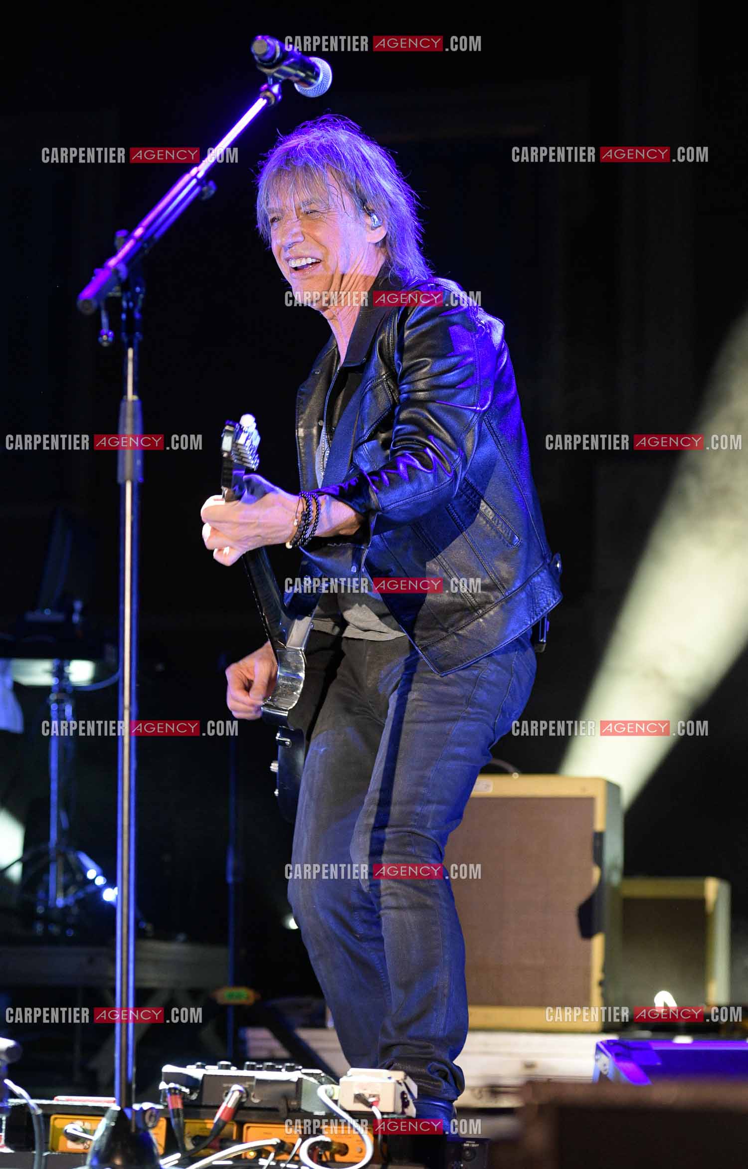 Le chanteur Jean-Louis Aubert  en concert pour le festival du château de Solliès-Pont en 2021.   ( Exclusif )