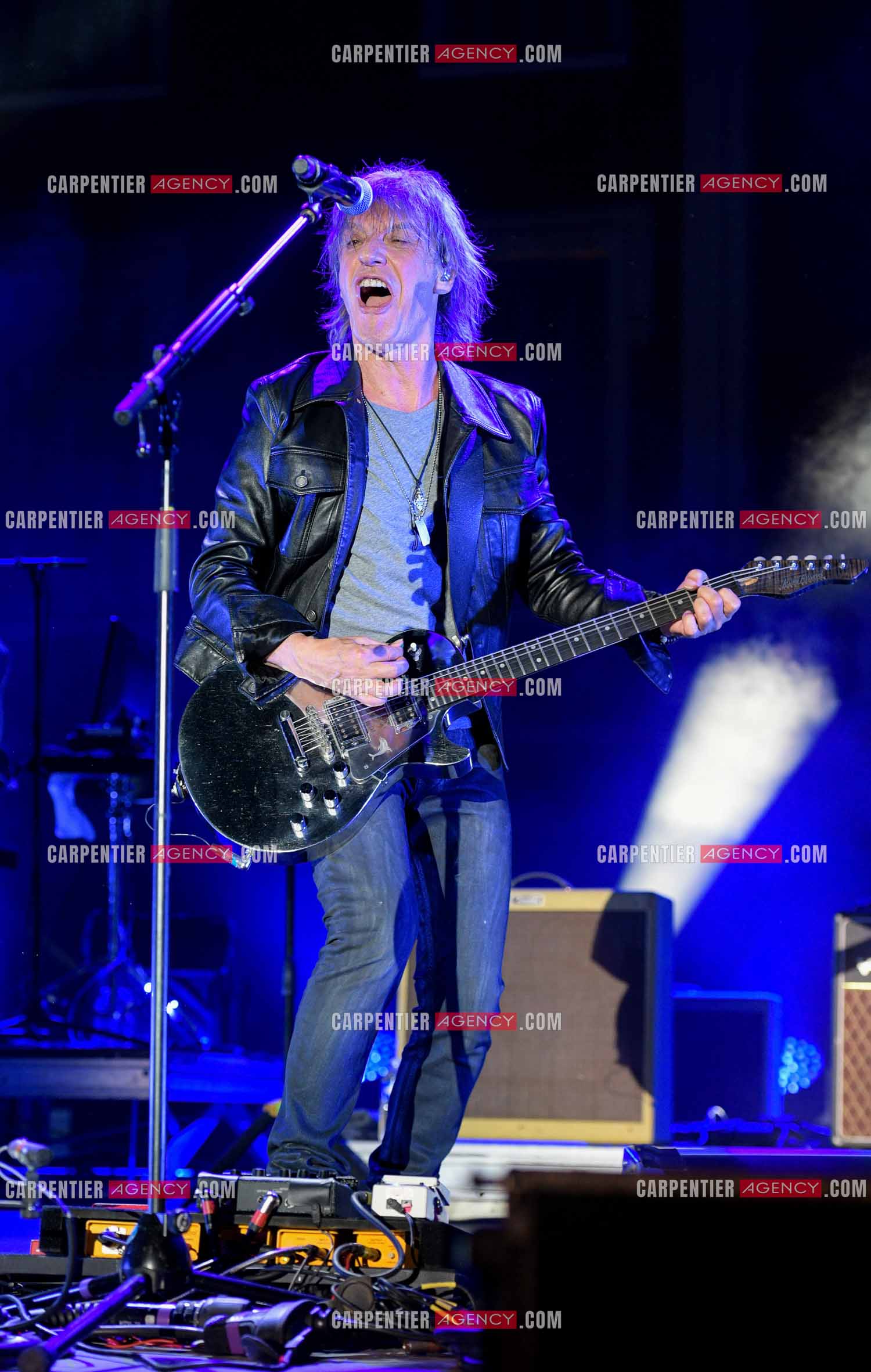 Le chanteur Jean-Louis Aubert  en concert pour le festival du château de Solliès-Pont en 2021.   ( Exclusif )