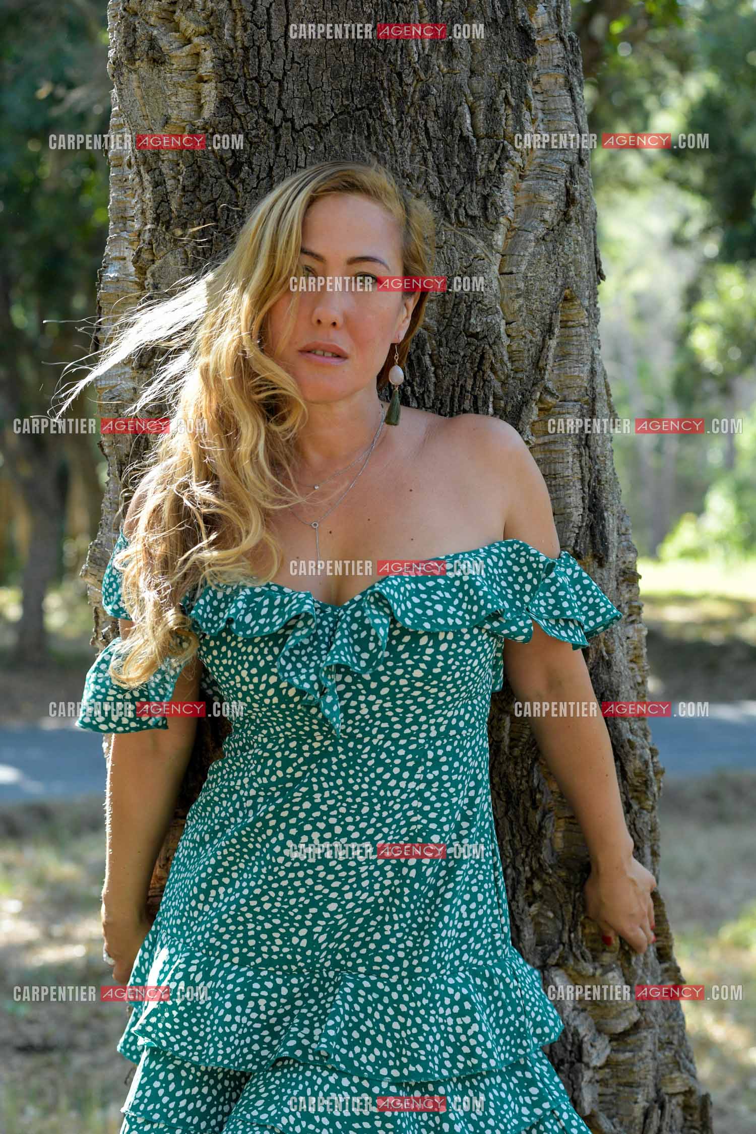 L'actrice Myriam Charleins dans le Var. ( Exclusif )