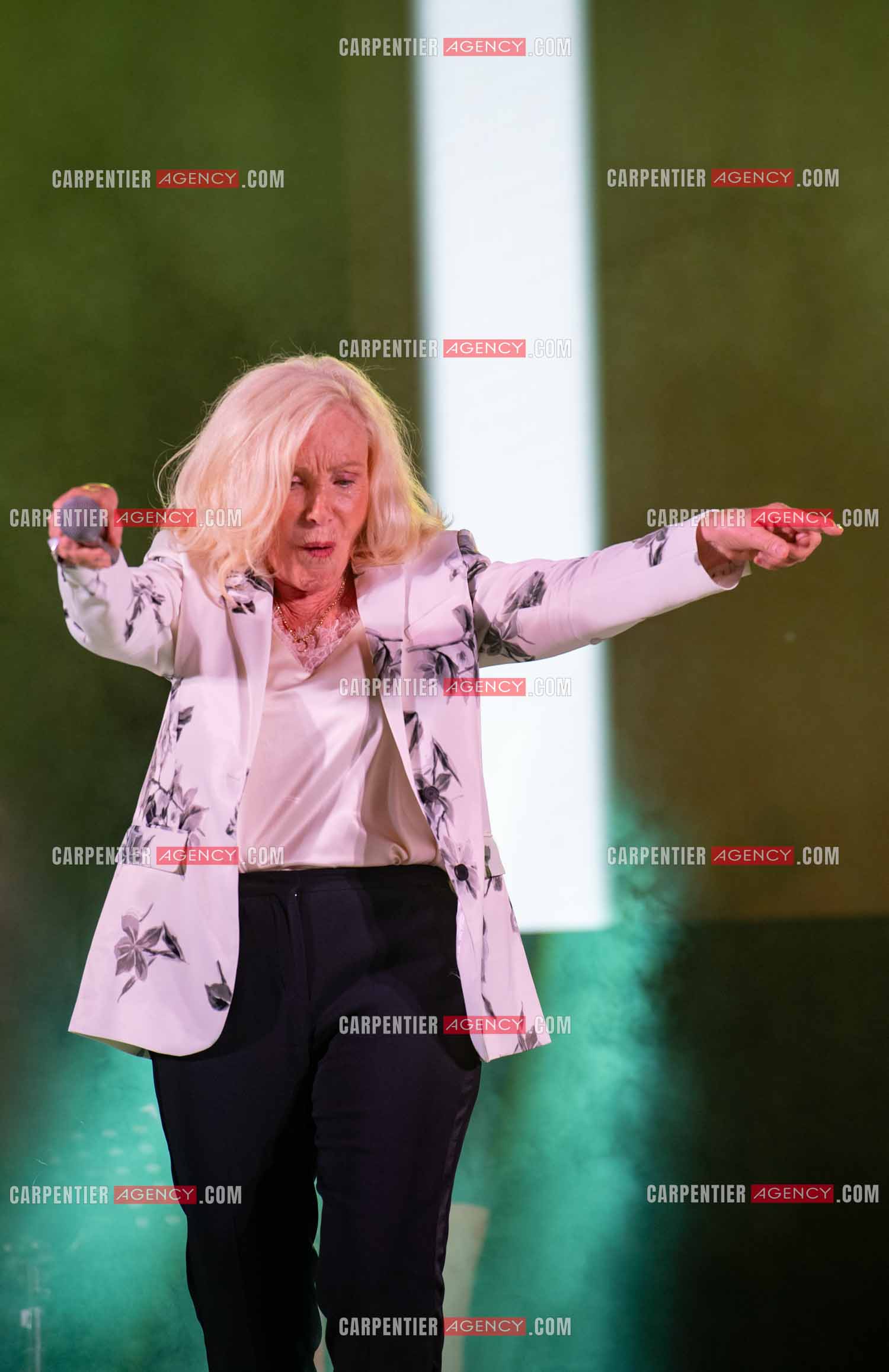 La chanteuse Michèle Torr en concert au plan d'Orgon le 19 août 2023. ( Exclusif )