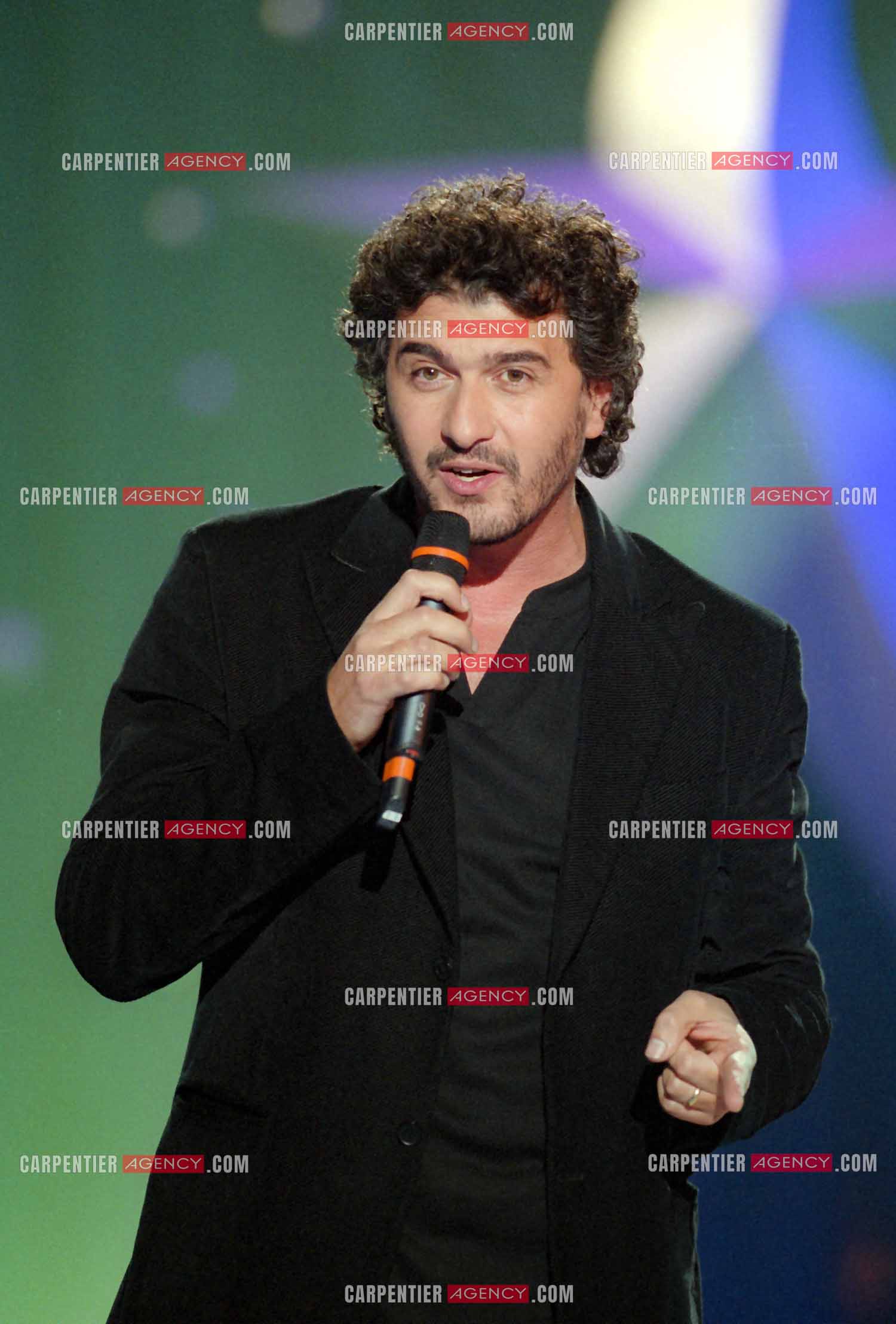Le chanteur Danièl Lévi en concert le 20 Sept 2000.  ( Exclusif )