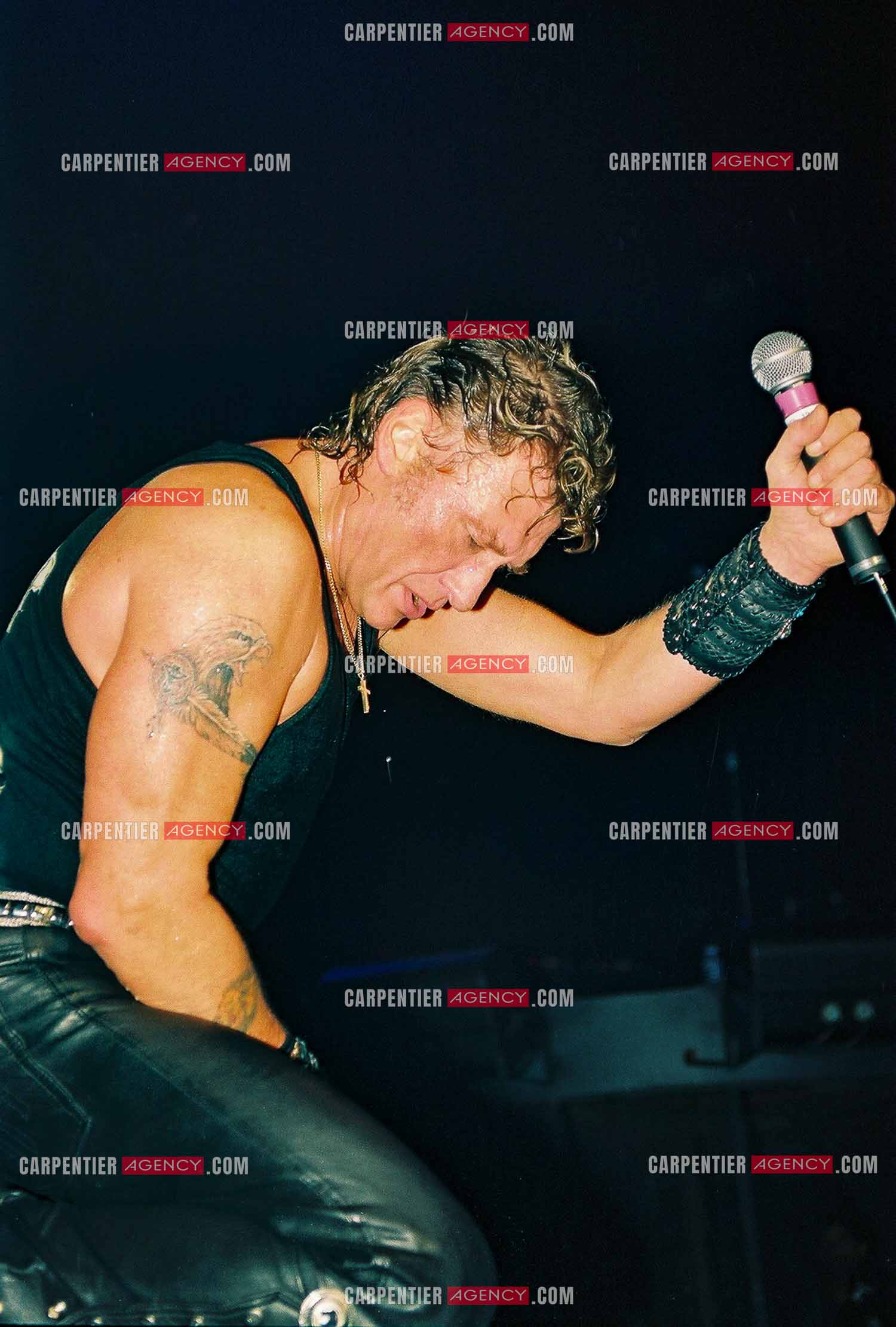 Le chanteur Johnny Hallyday en concert au Palais omnisports de Paris-Bercy du 14 septembre au 4 octobre 1992.        ( Exclusif )