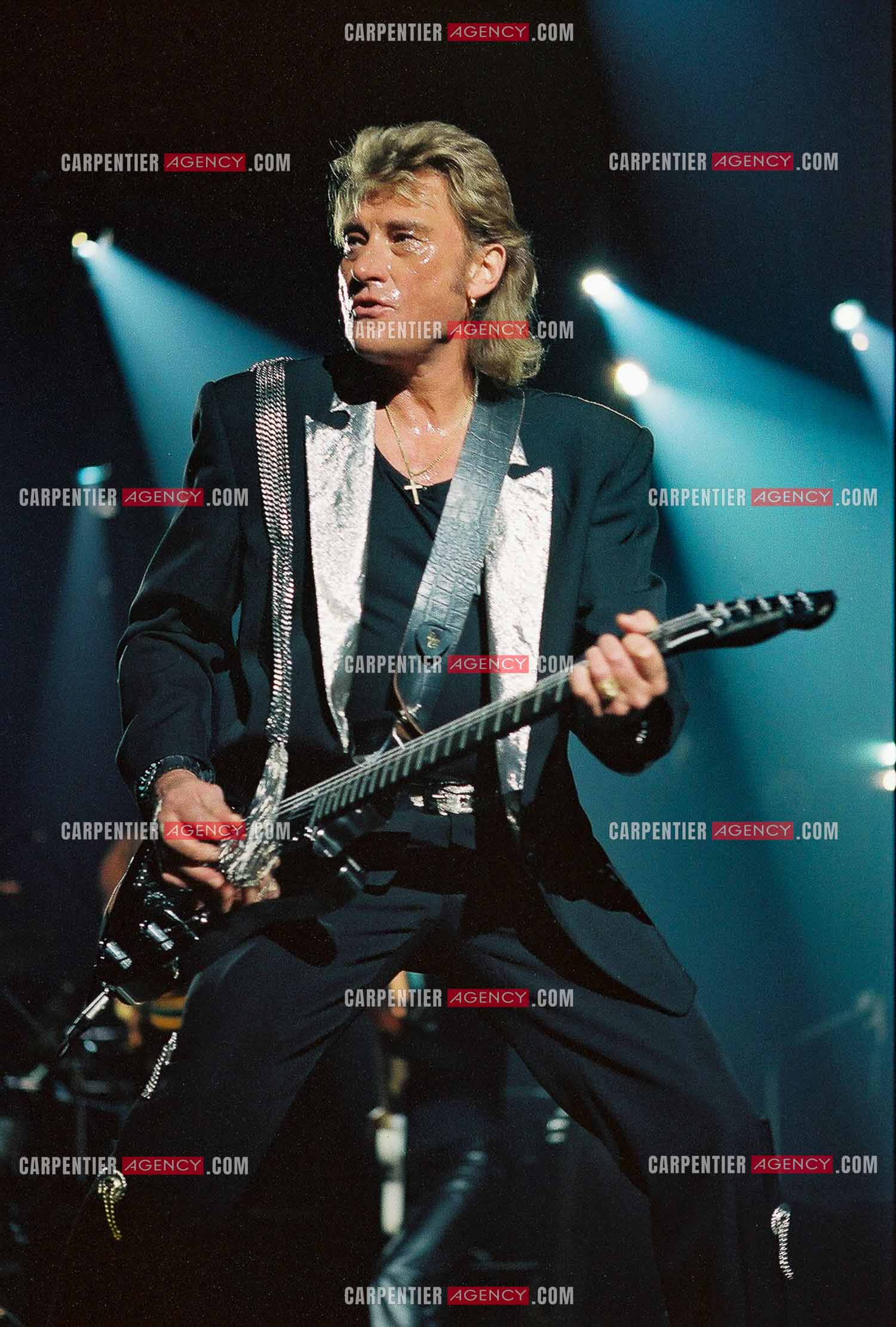 Le chanteur Johnny Hallyday en concert au Palais omnisports de Paris-Bercy du 14 septembre au 4 octobre 1992.        ( Exclusif )