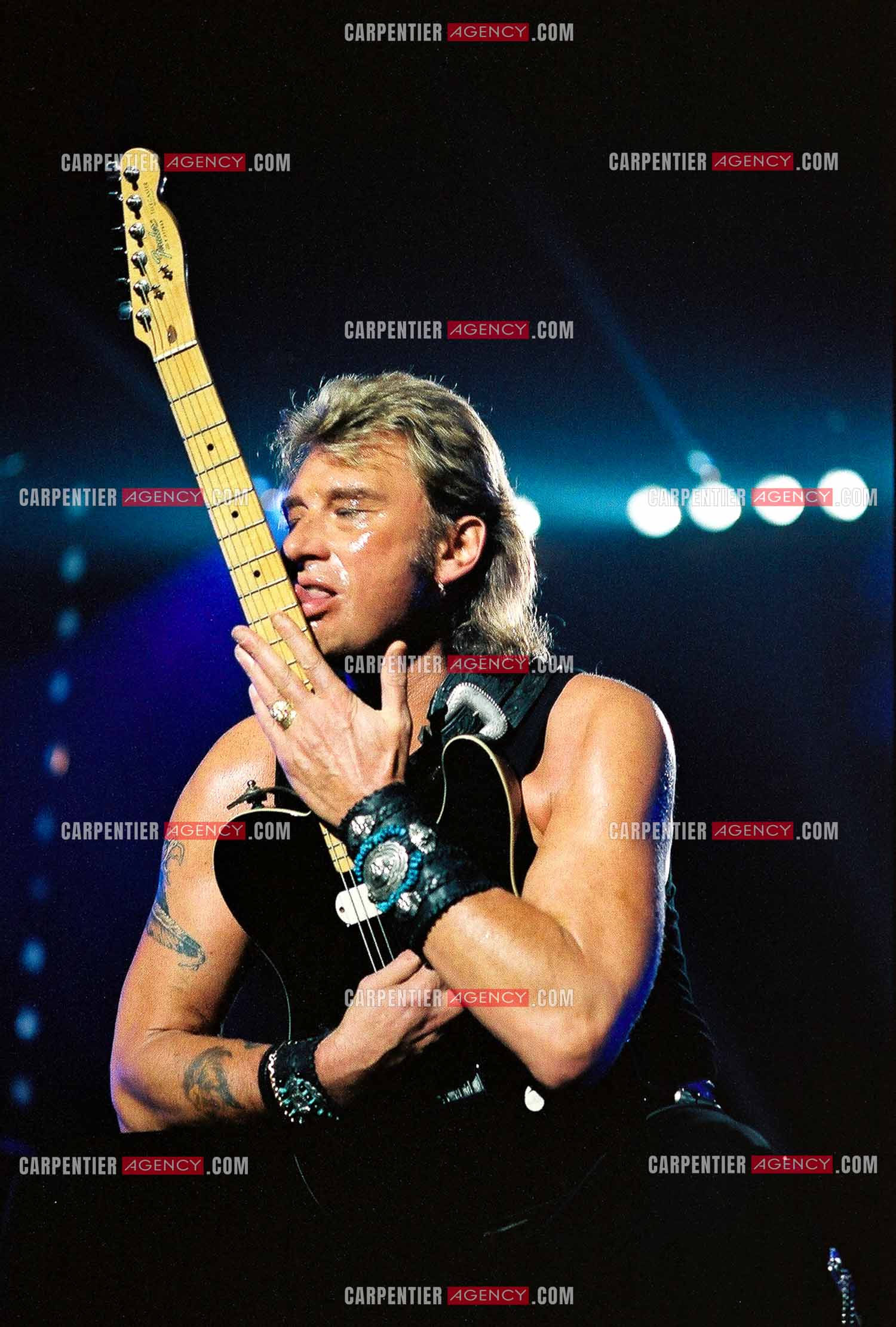 Le chanteur Johnny Hallyday en concert au Palais omnisports de Paris-Bercy du 14 septembre au 4 octobre 1992.        ( Exclusif )