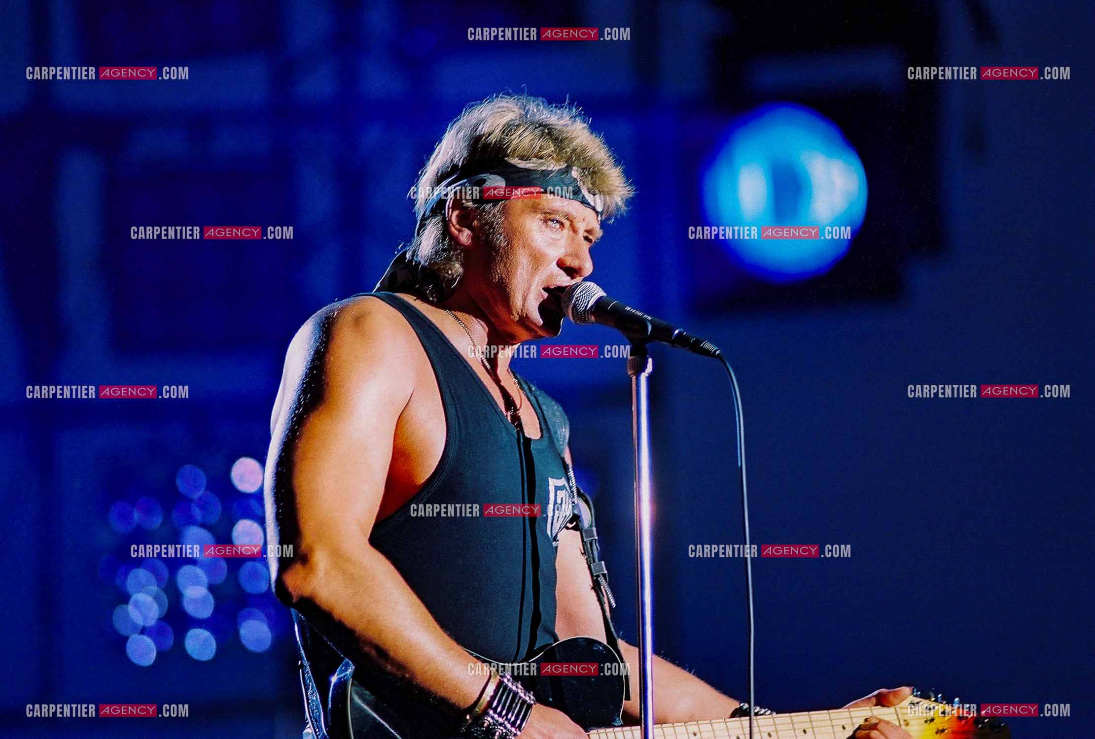 Le chanteur Johnny Hallyday en concert au Palais omnisports de Paris-Bercy du 14 septembre au 4 octobre 1992.        ( Exclusif )