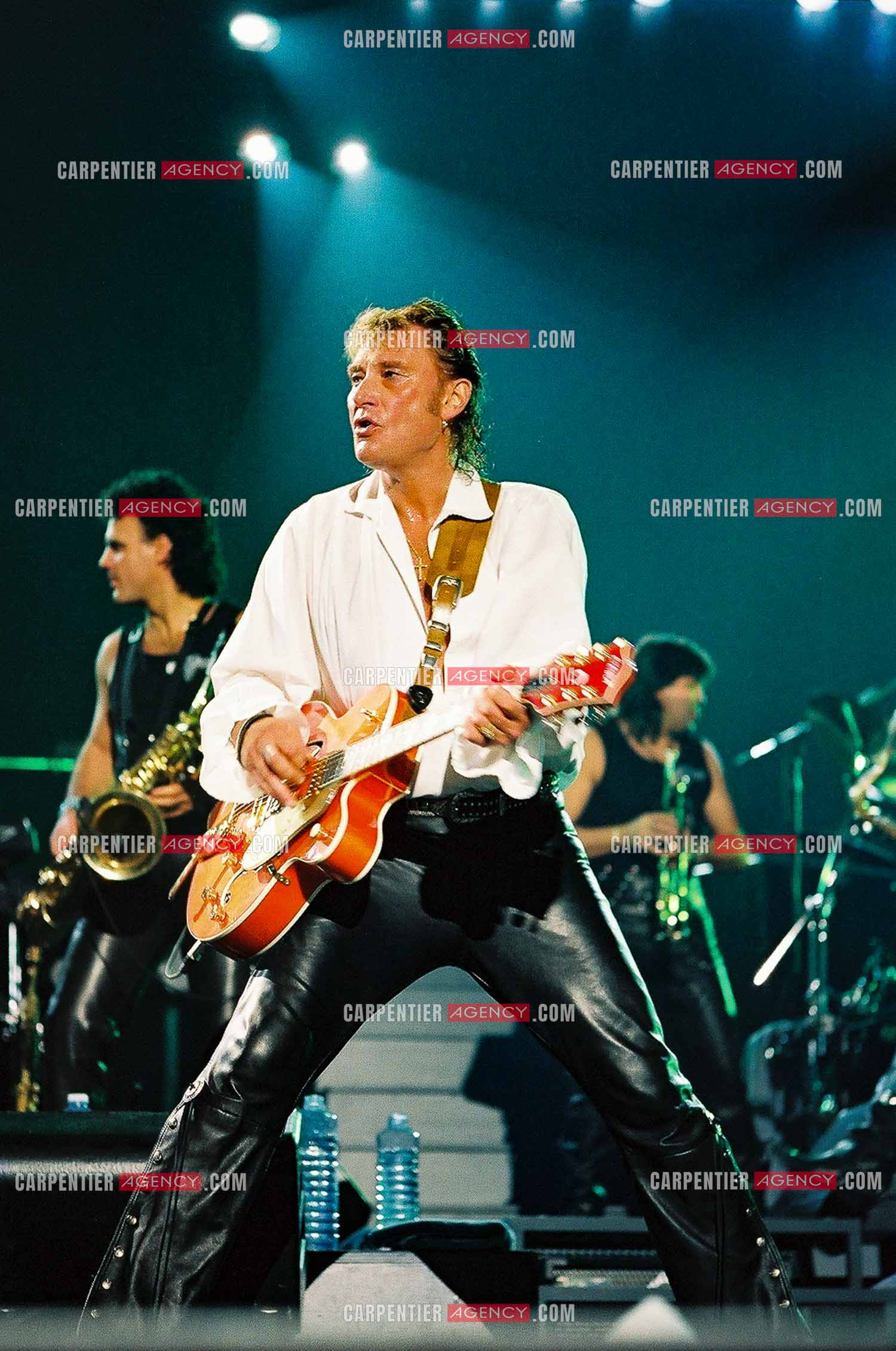 Le chanteur Johnny Hallyday en concert au Palais omnisports de Paris-Bercy du 14 septembre au 4 octobre 1992.        ( Exclusif )