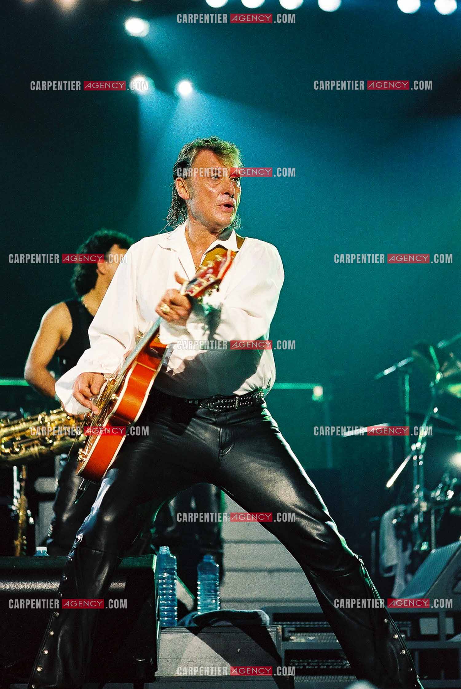 Le chanteur Johnny Hallyday en concert au Palais omnisports de Paris-Bercy du 14 septembre au 4 octobre 1992.        ( Exclusif )