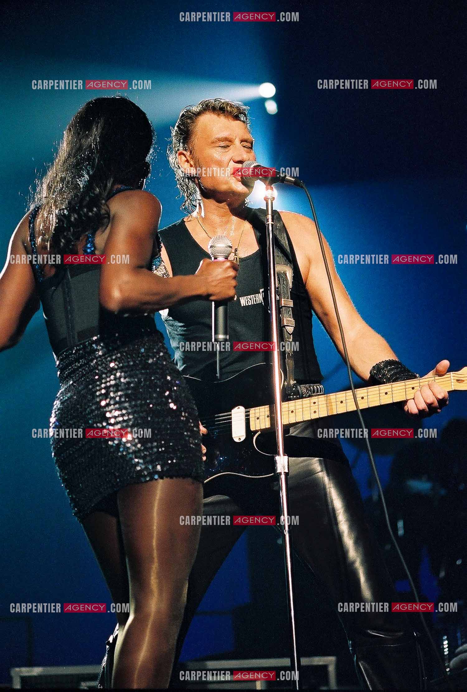 Le chanteur Johnny Hallyday en concert au Palais omnisports de Paris-Bercy du 14 septembre au 4 octobre 1992.        ( Exclusif )