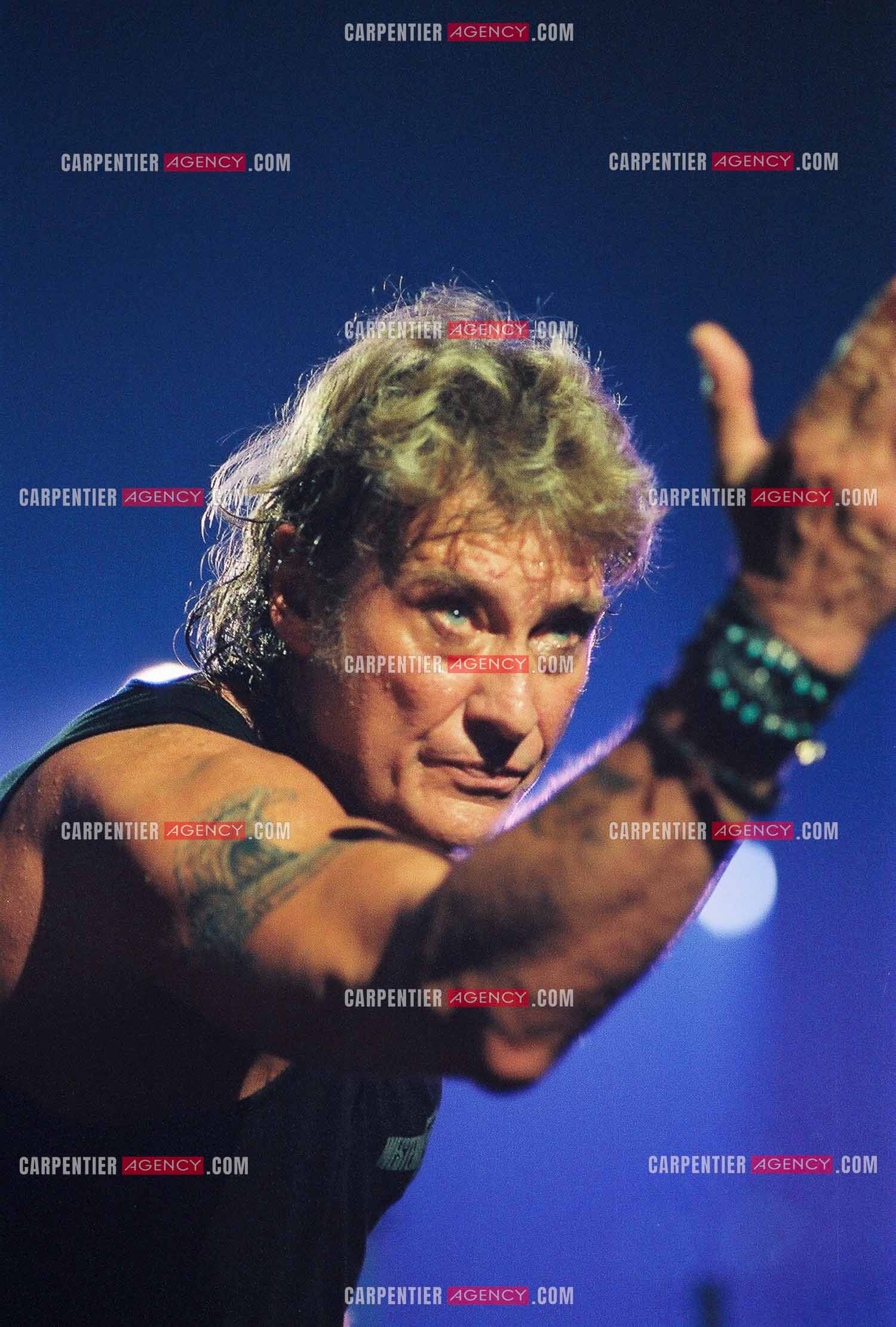 Le chanteur Johnny Hallyday en concert au Palais omnisports de Paris-Bercy du 14 septembre au 4 octobre 1992.        ( Exclusif )