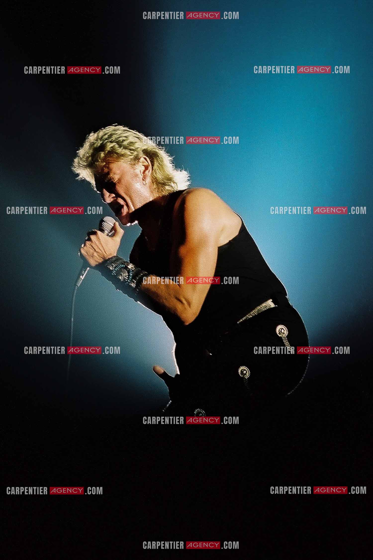 Le chanteur Johnny Hallyday en concert au Palais omnisports de Paris-Bercy du 14 septembre au 4 octobre 1992.        ( Exclusif )