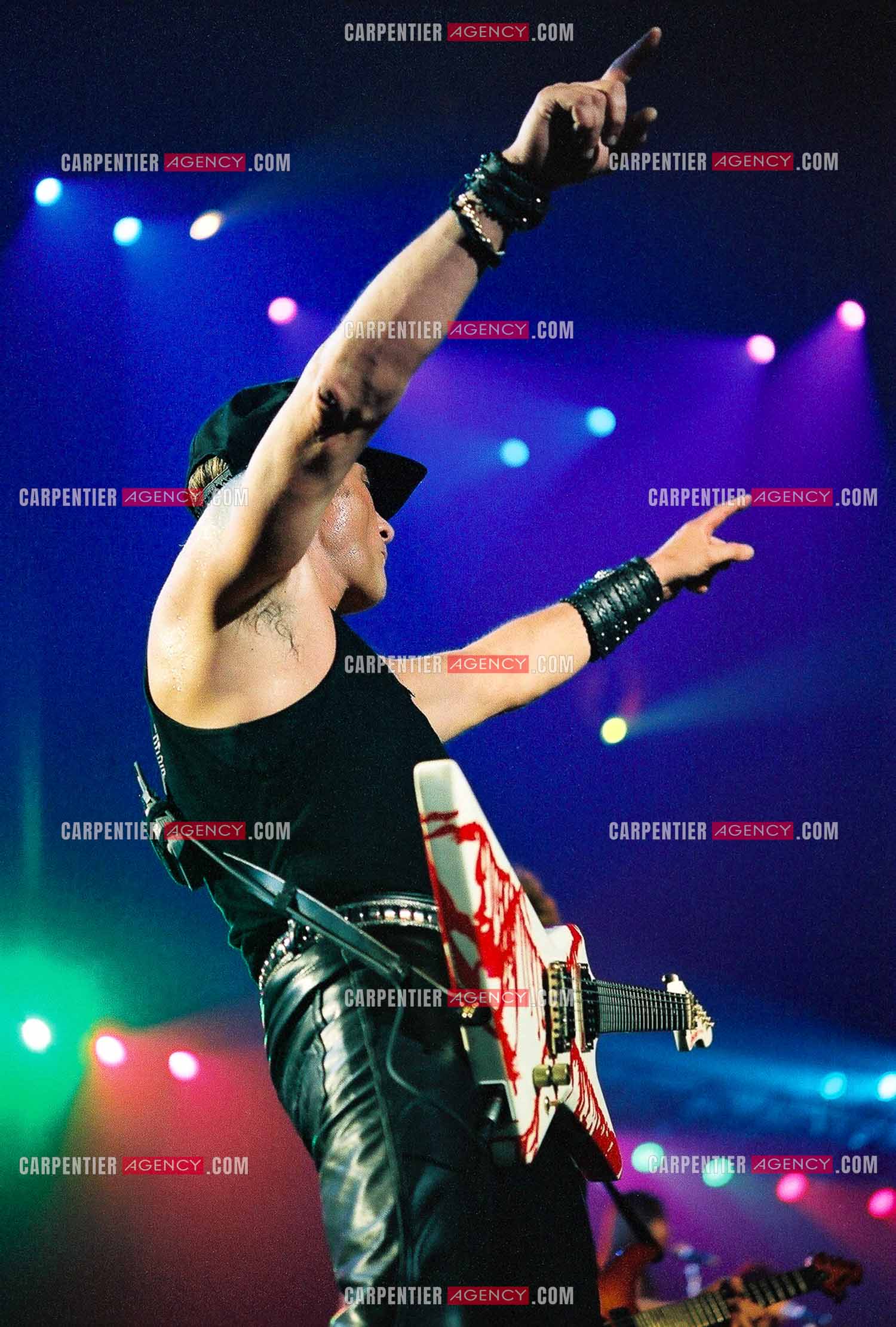 Le chanteur Johnny Hallyday en concert au Palais omnisports de Paris-Bercy du 14 septembre au 4 octobre 1992.        ( Exclusif )