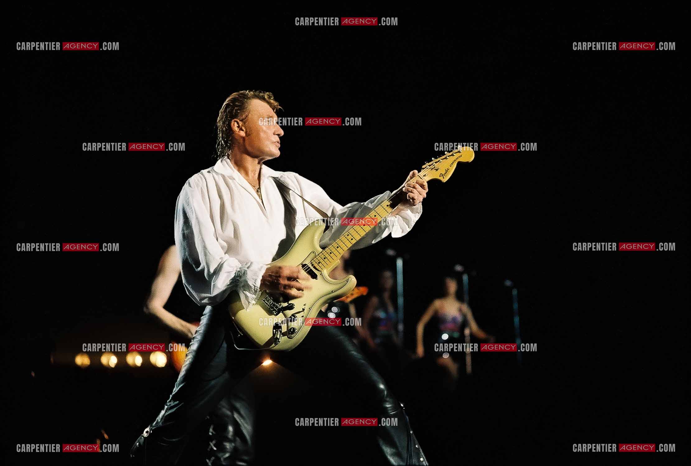 Le chanteur Johnny Hallyday en concert au Palais omnisports de Paris-Bercy du 14 septembre au 4 octobre 1992.        ( Exclusif )