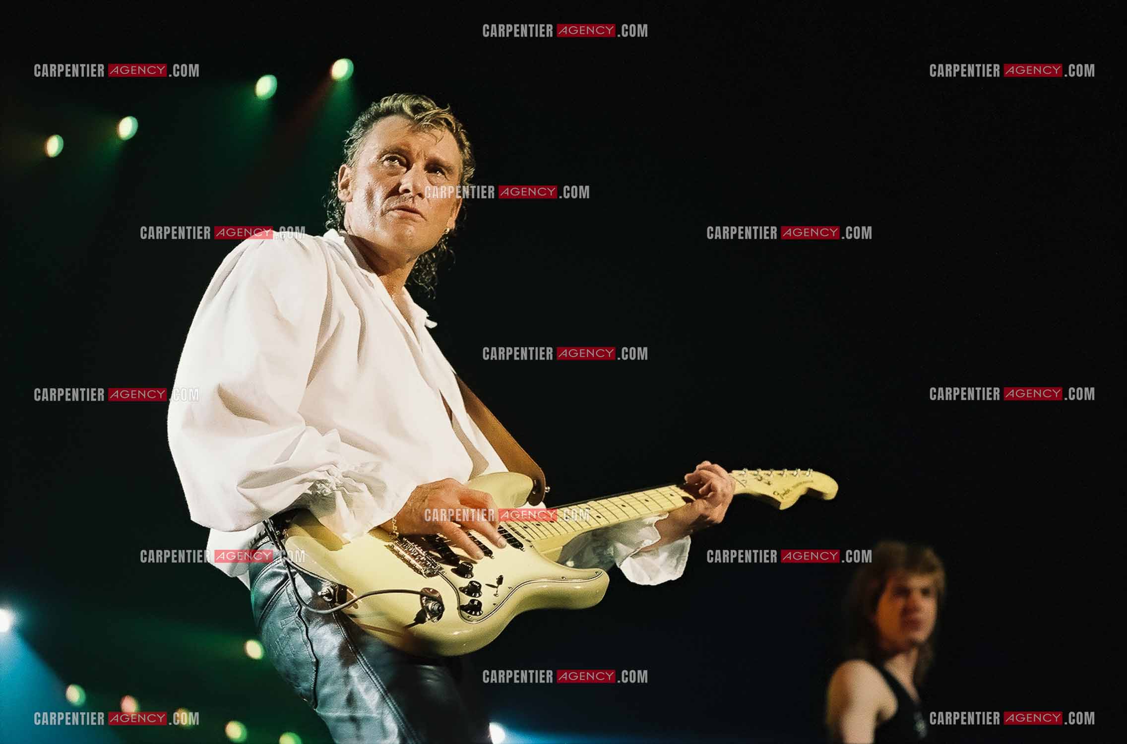Le chanteur Johnny Hallyday en concert au Palais omnisports de Paris-Bercy du 14 septembre au 4 octobre 1992.        ( Exclusif )